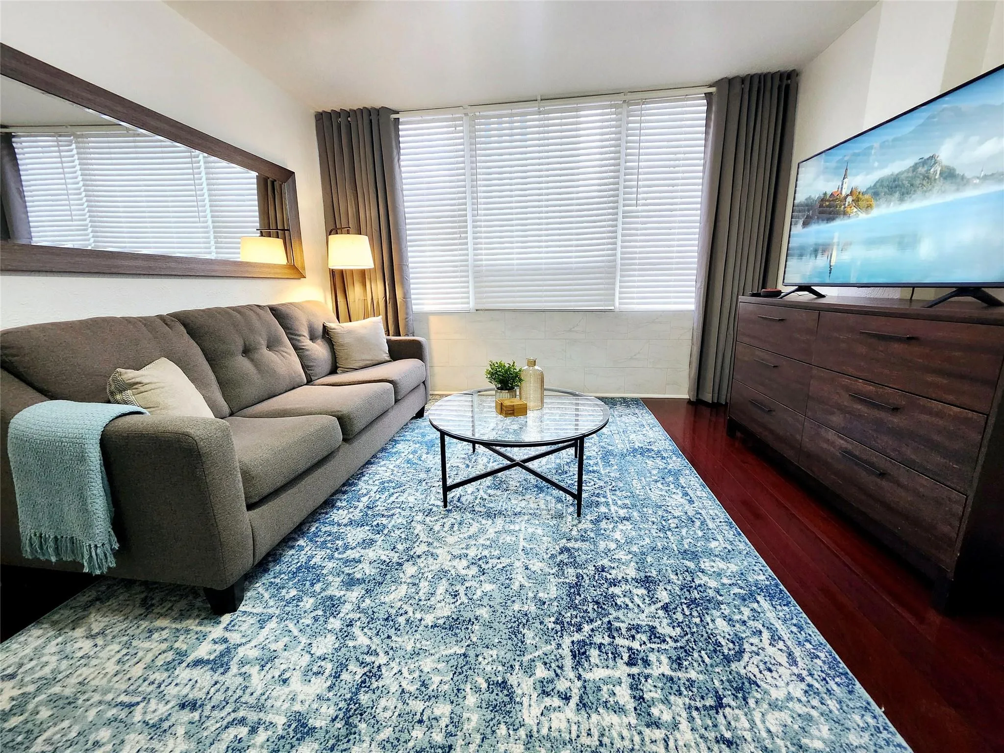 Photo 2 of 1800 LAVACA ST #102