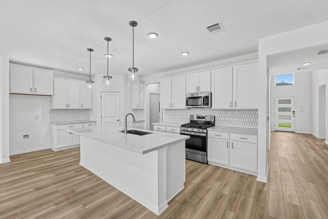 Photo 2 of 1705 LORANT LN
