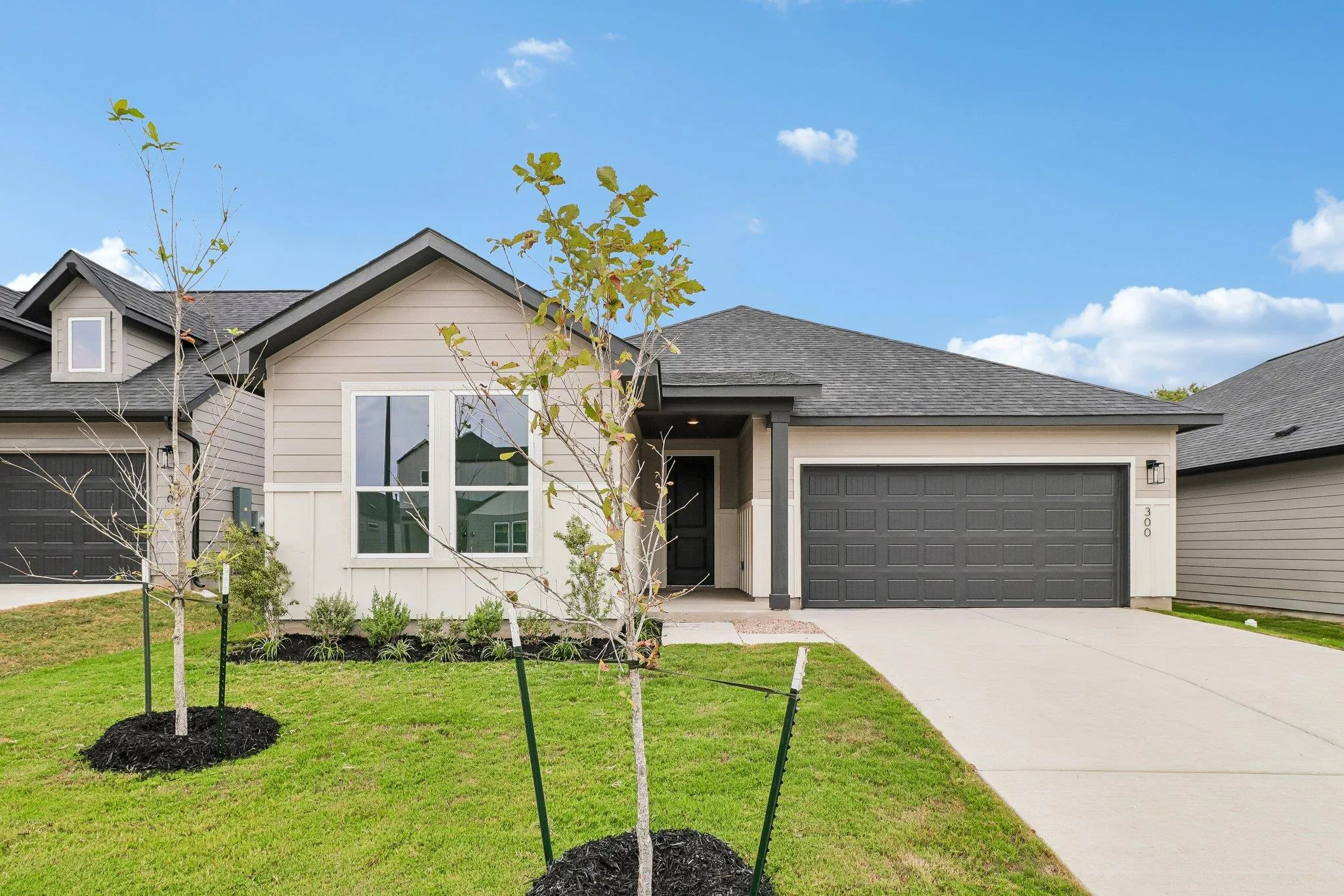 Photo of 300 ROMANS RD, Kyle, TX, 78640
