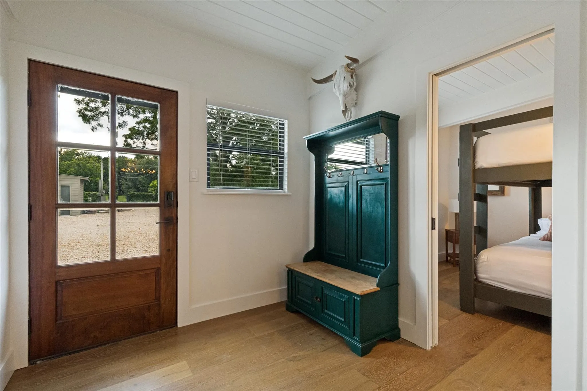Photo 5 of 303 LAGO VERDE RD