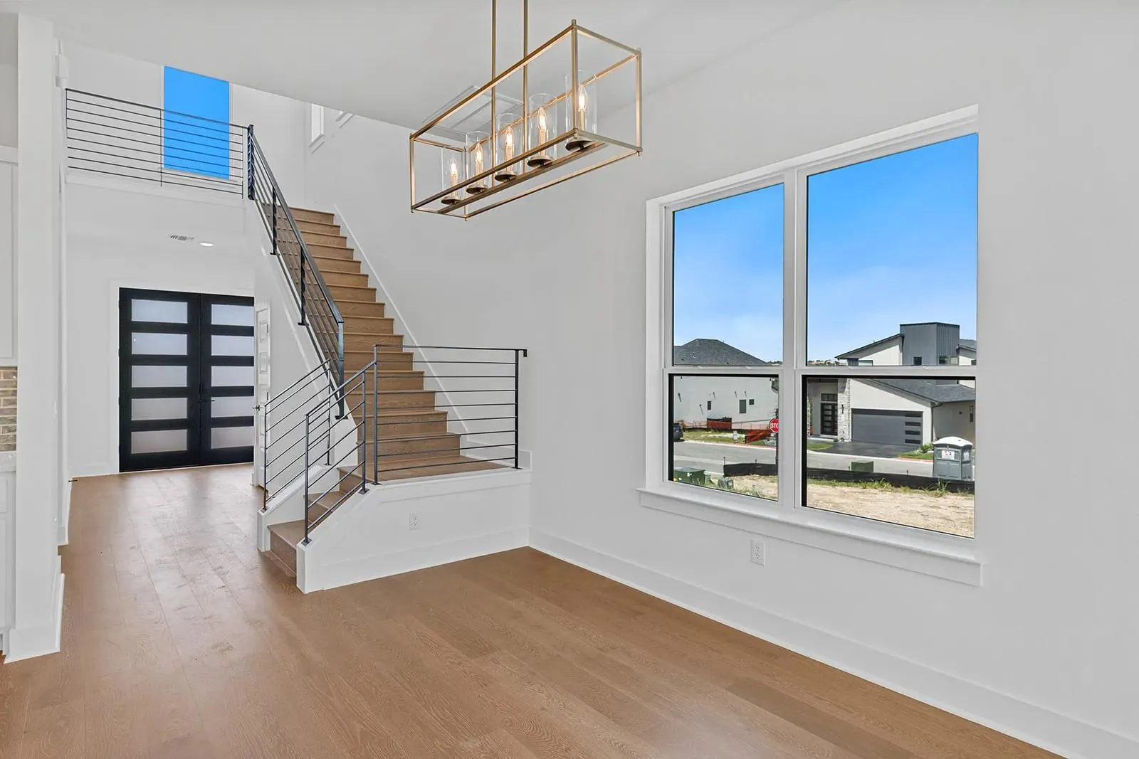 Photo 5 of 405 AUSTIN HEIGHTS RD