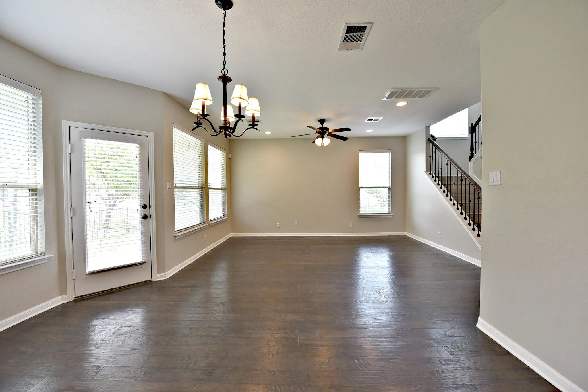 Photo 5 of 12508 PIPER CT