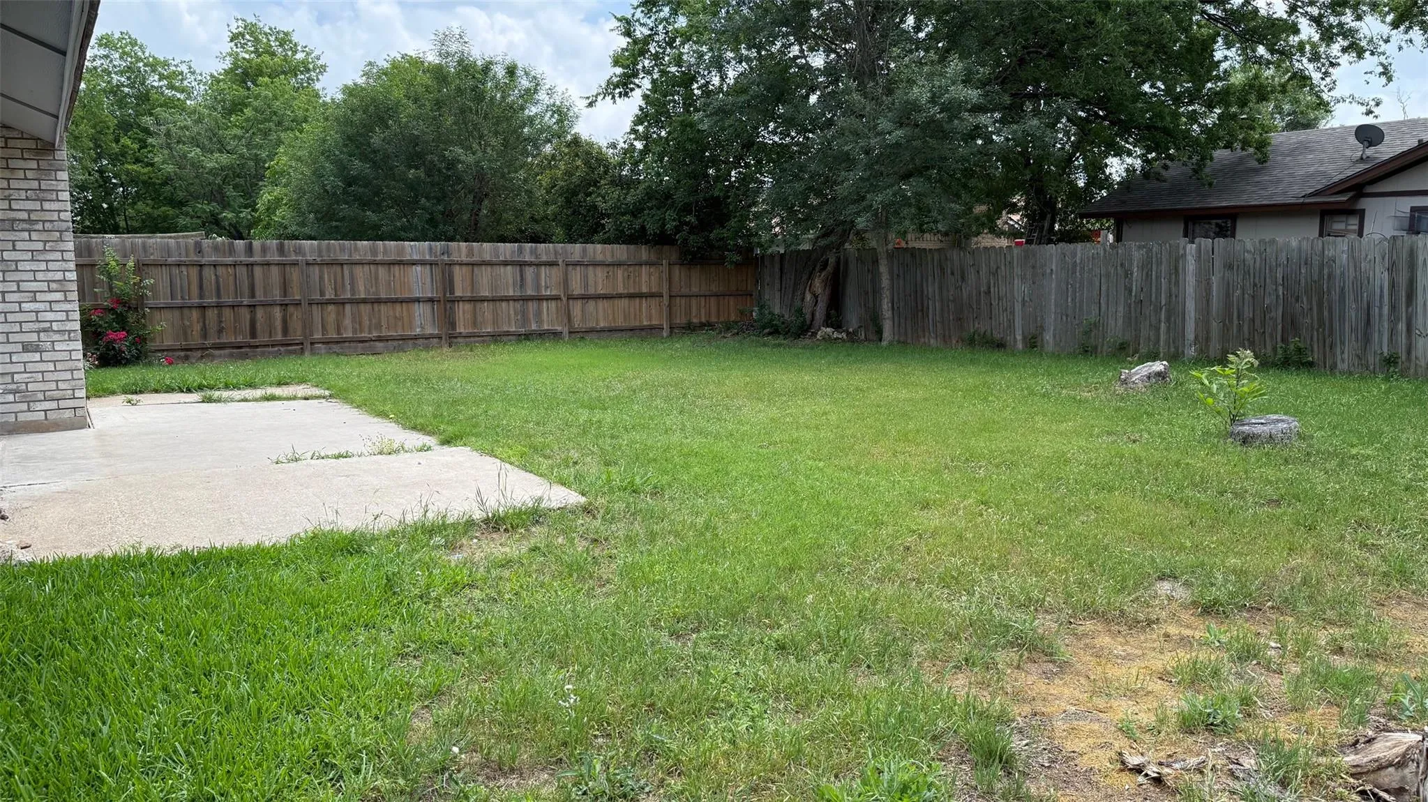 Photo 4 of 1307 WROXTON WAY