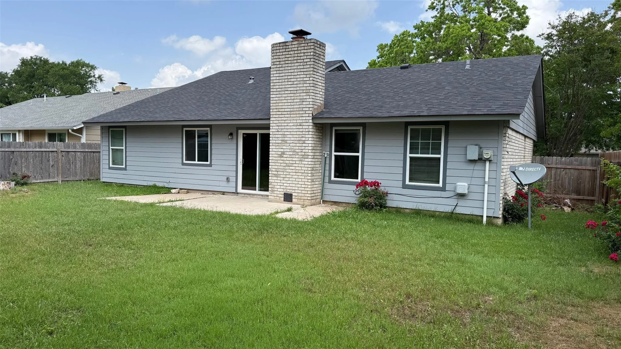 Photo 2 of 1307 WROXTON WAY