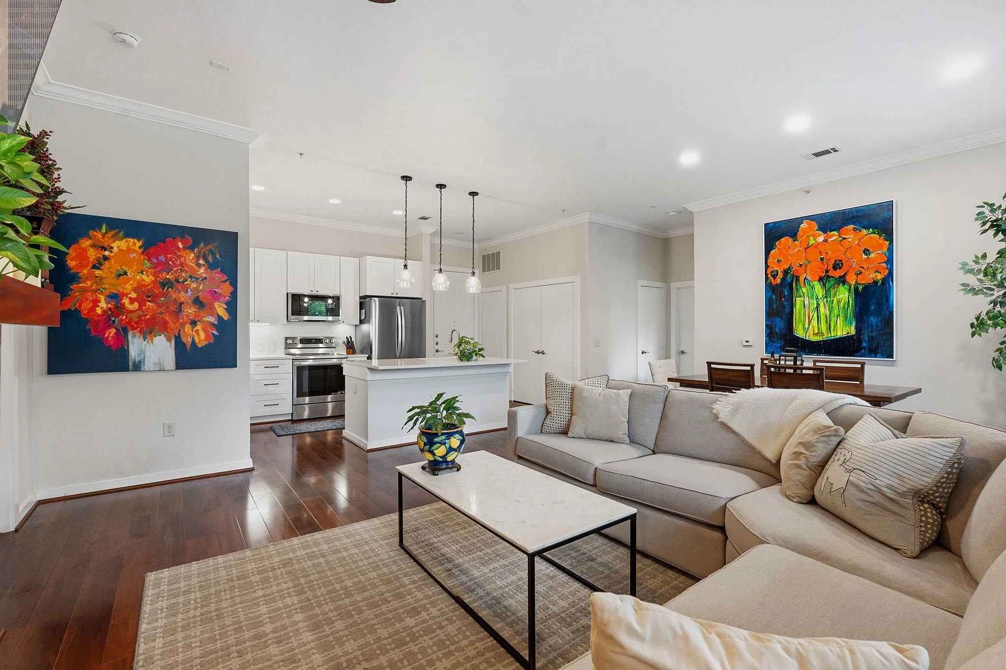 Photo 4 of 1900 BARTON SPRINGS RD #2026