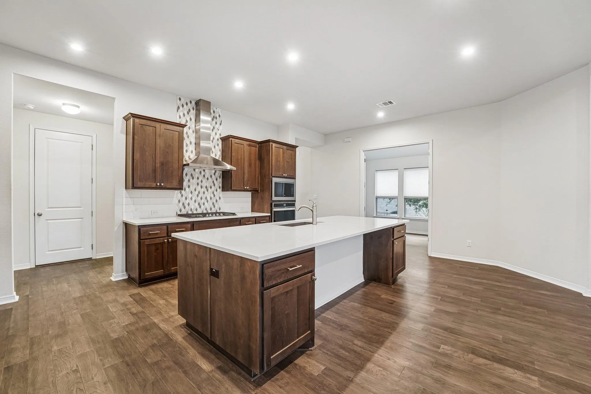 Photo of 207 MINERAL RIVER LOOP, Kyle, TX, 78640