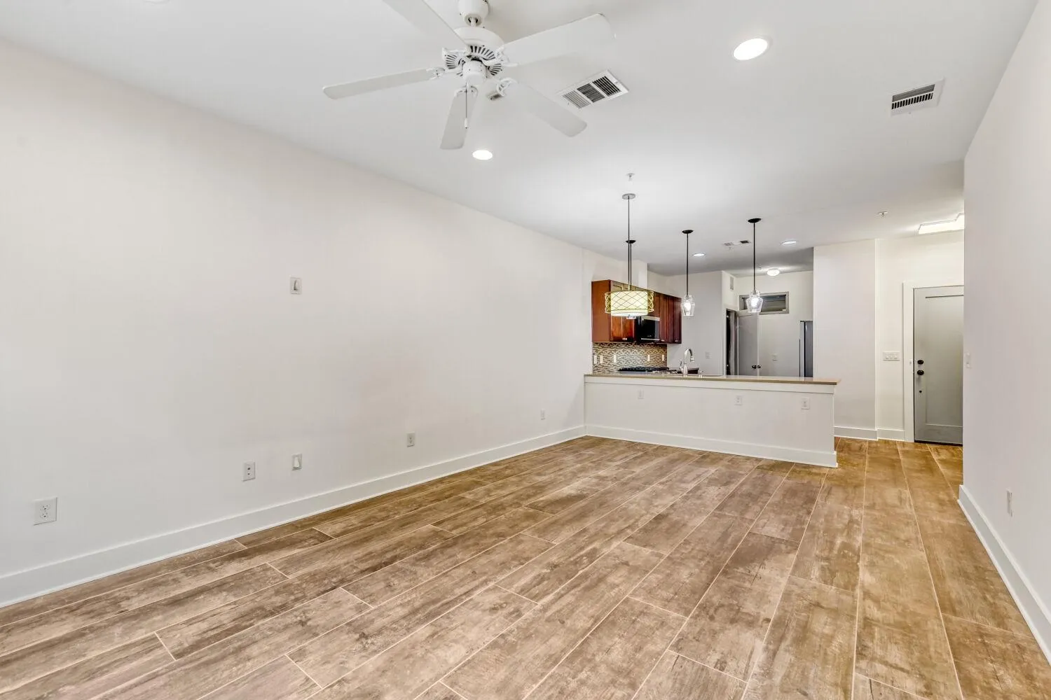 Photo 4 of 908 NUECES ST #14