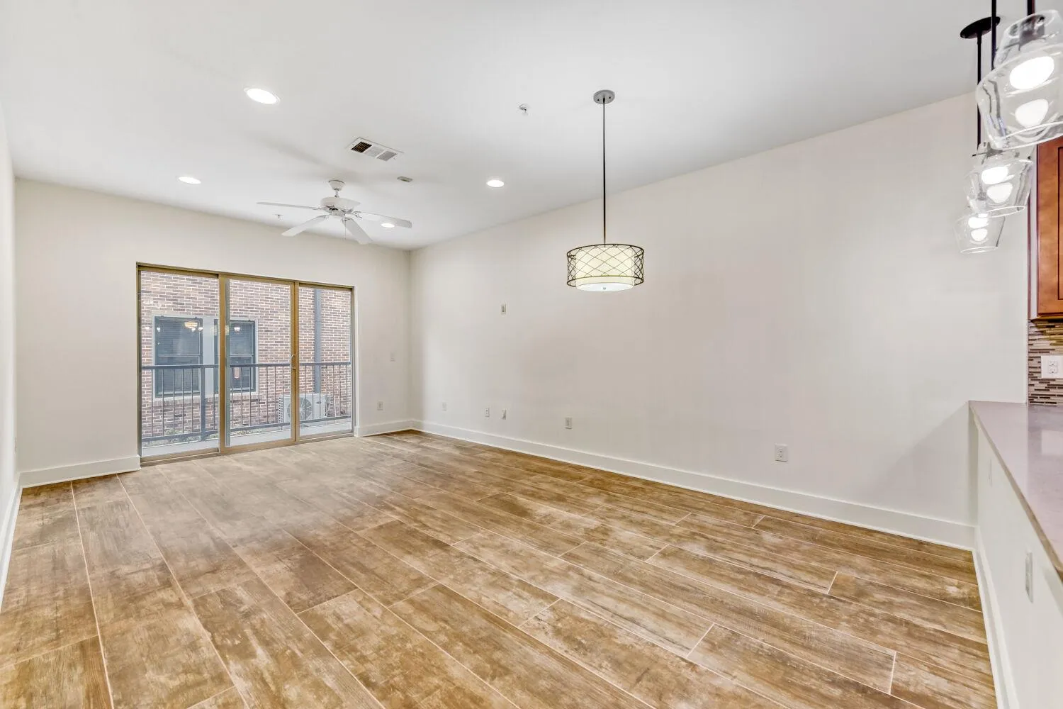 Photo 2 of 908 NUECES ST #14