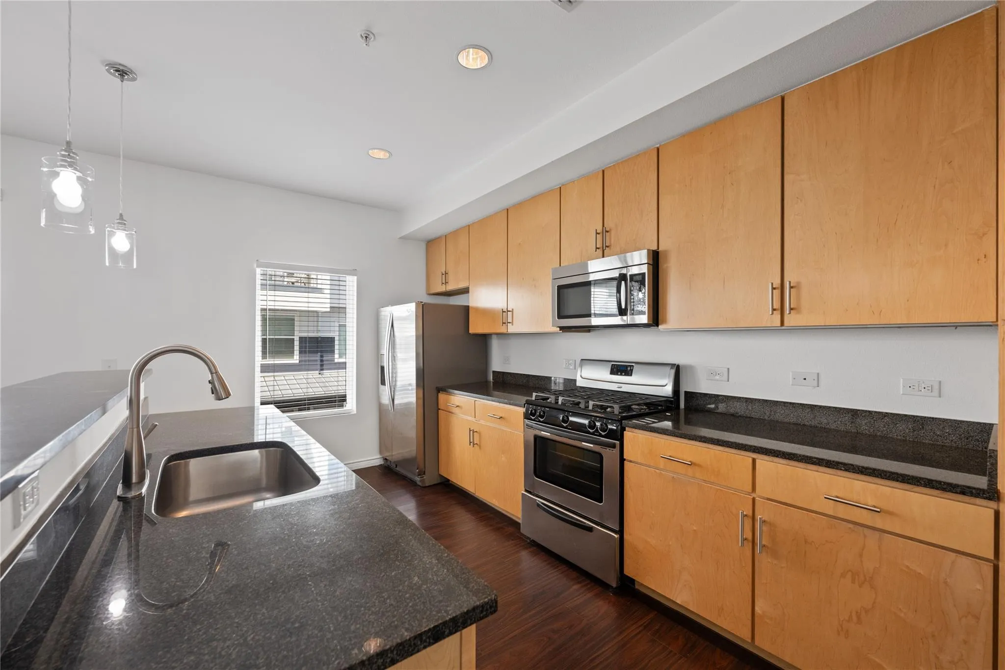 Photo 4 of 2606 WILSON ST #1104