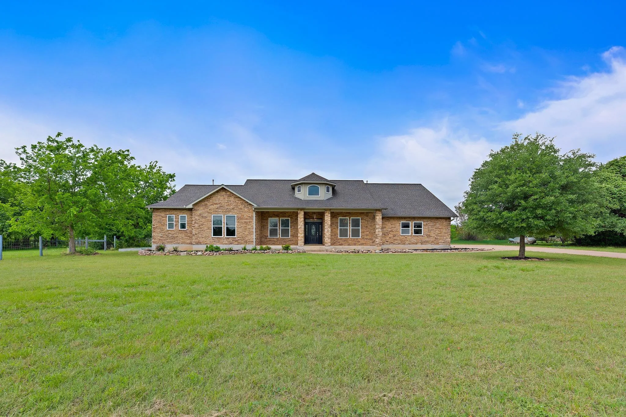 Photo of 221 MUSTANG MESA, Liberty Hill, TX, 78642