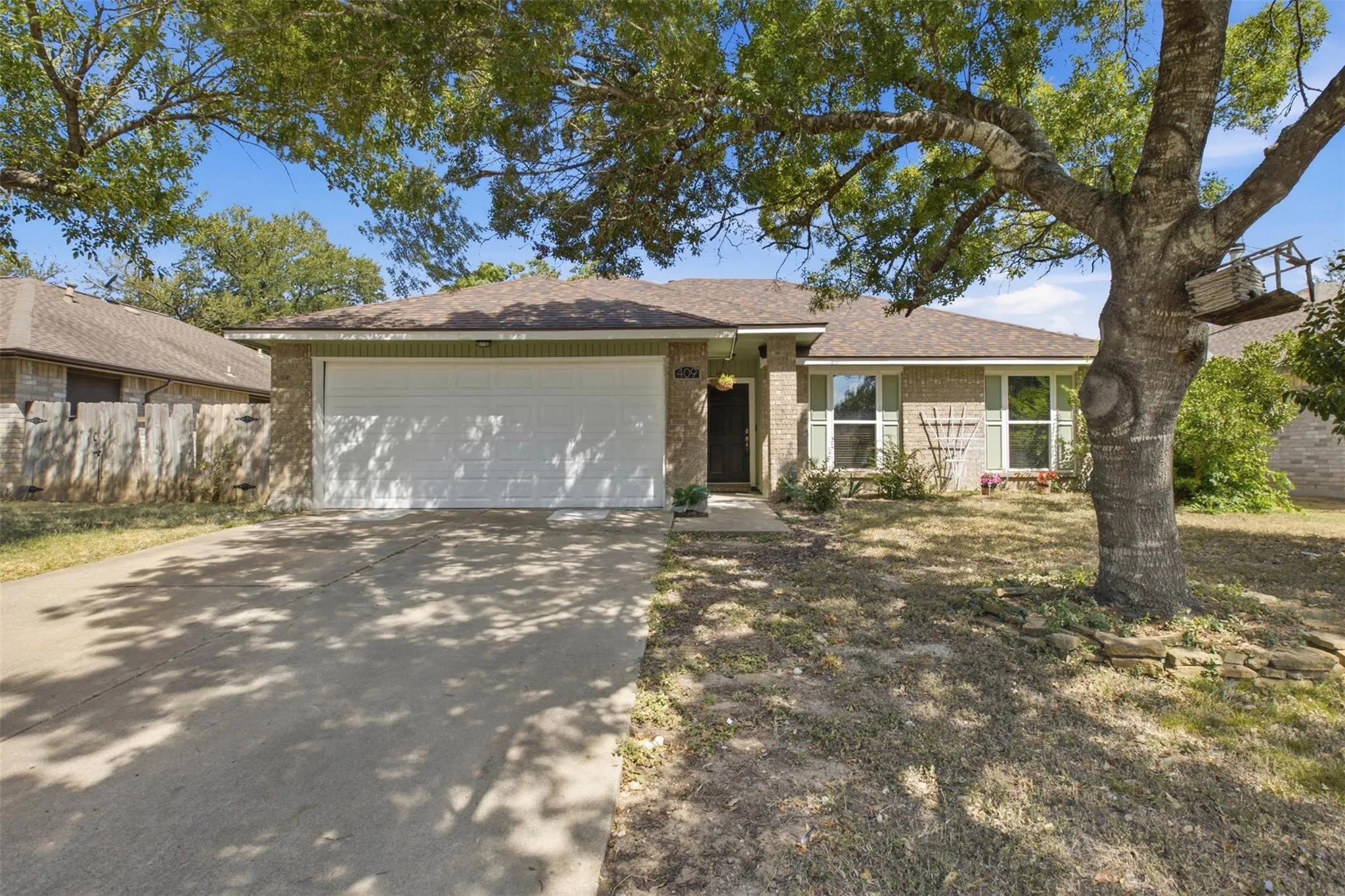 Photo of 409 KATHLEEN LN, Leander, TX, 78641
