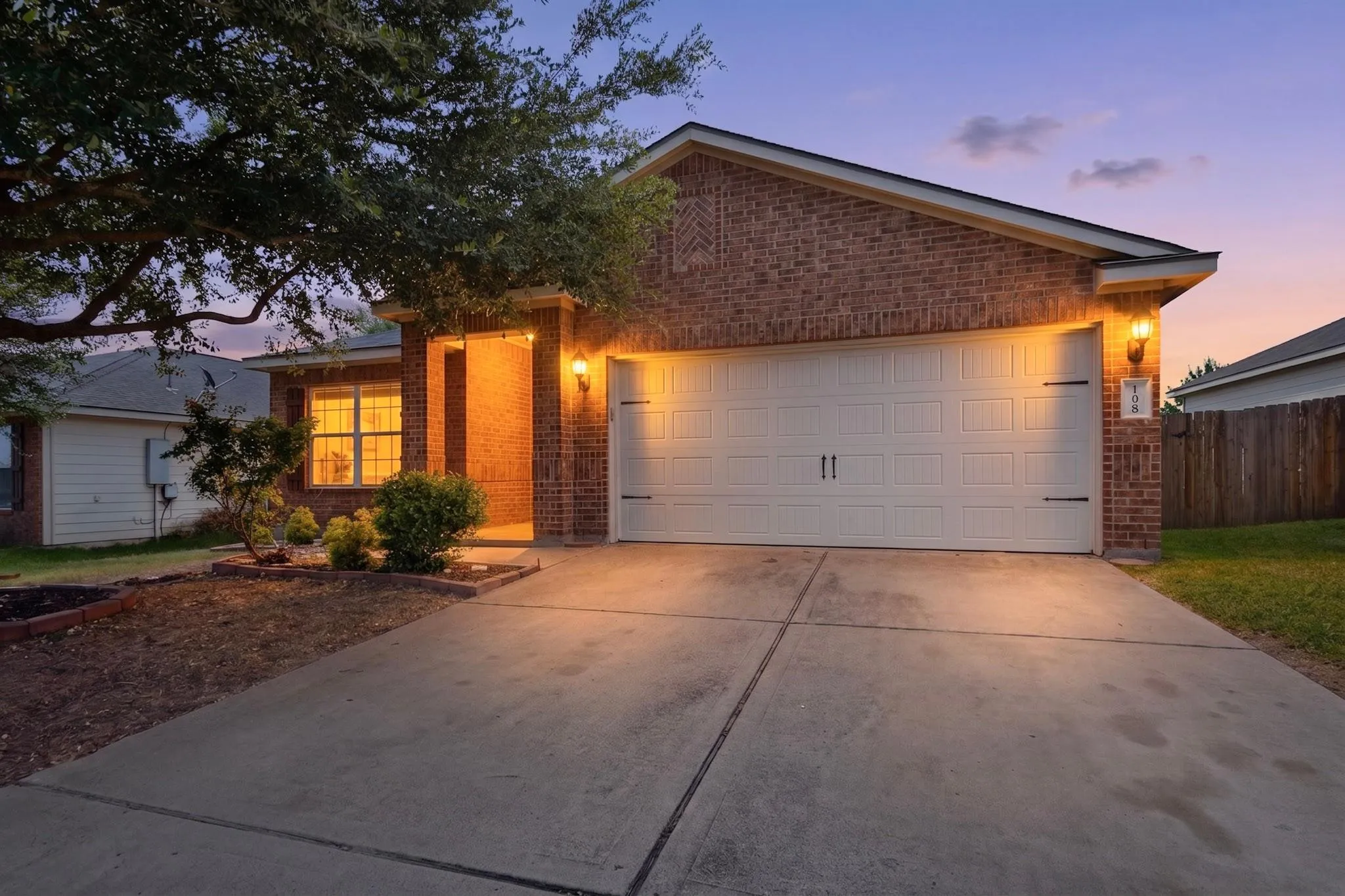 Photo of 108 JUDGE KING DR, Jarrell, TX, 76537