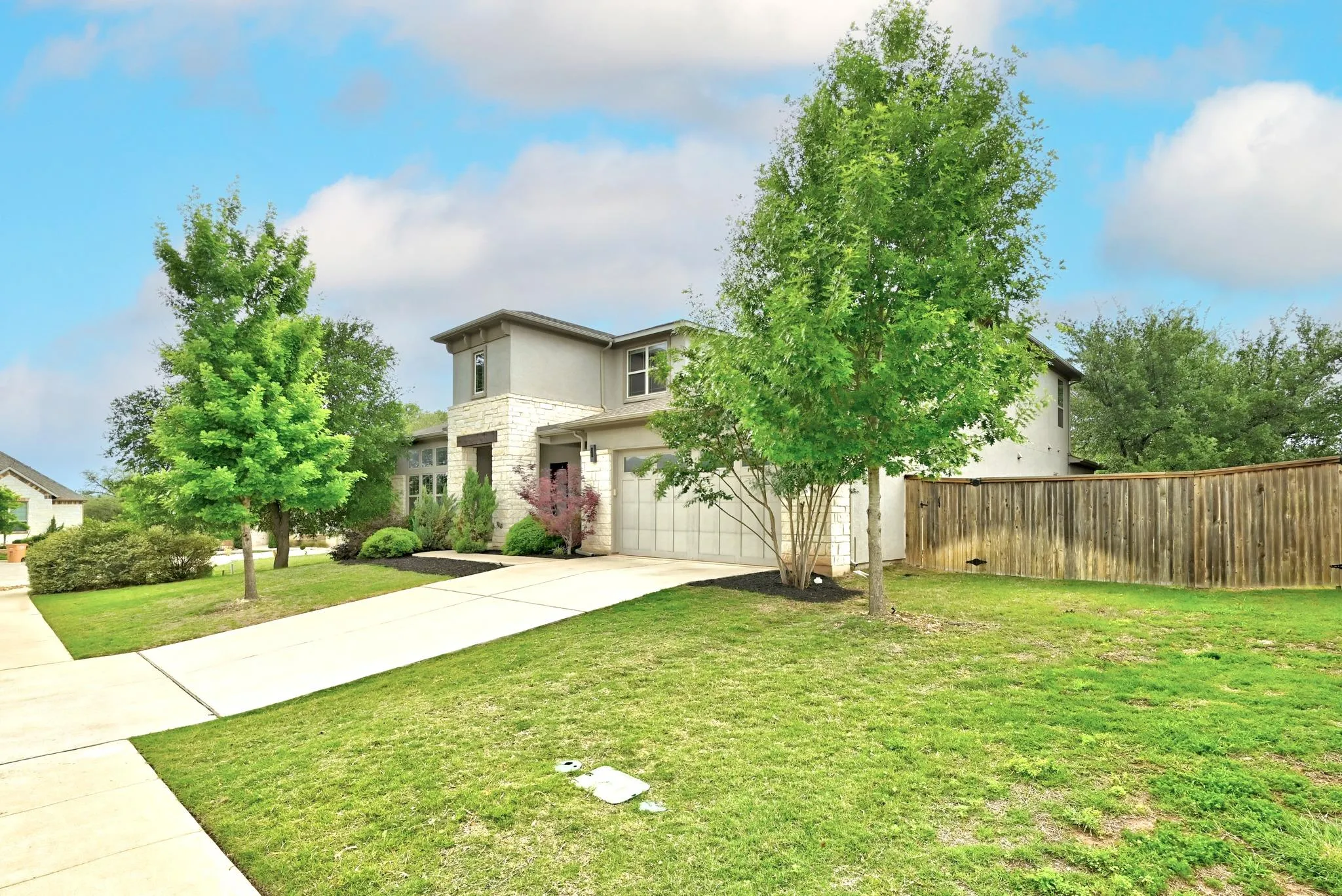 Photo 3 of 9008 HARPER RAE DR