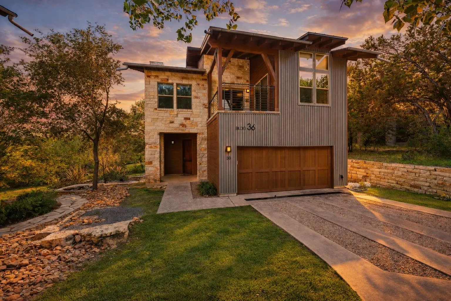 Photo of 8110 RANCH ROAD 2222 RD #33, Austin, TX, 78730