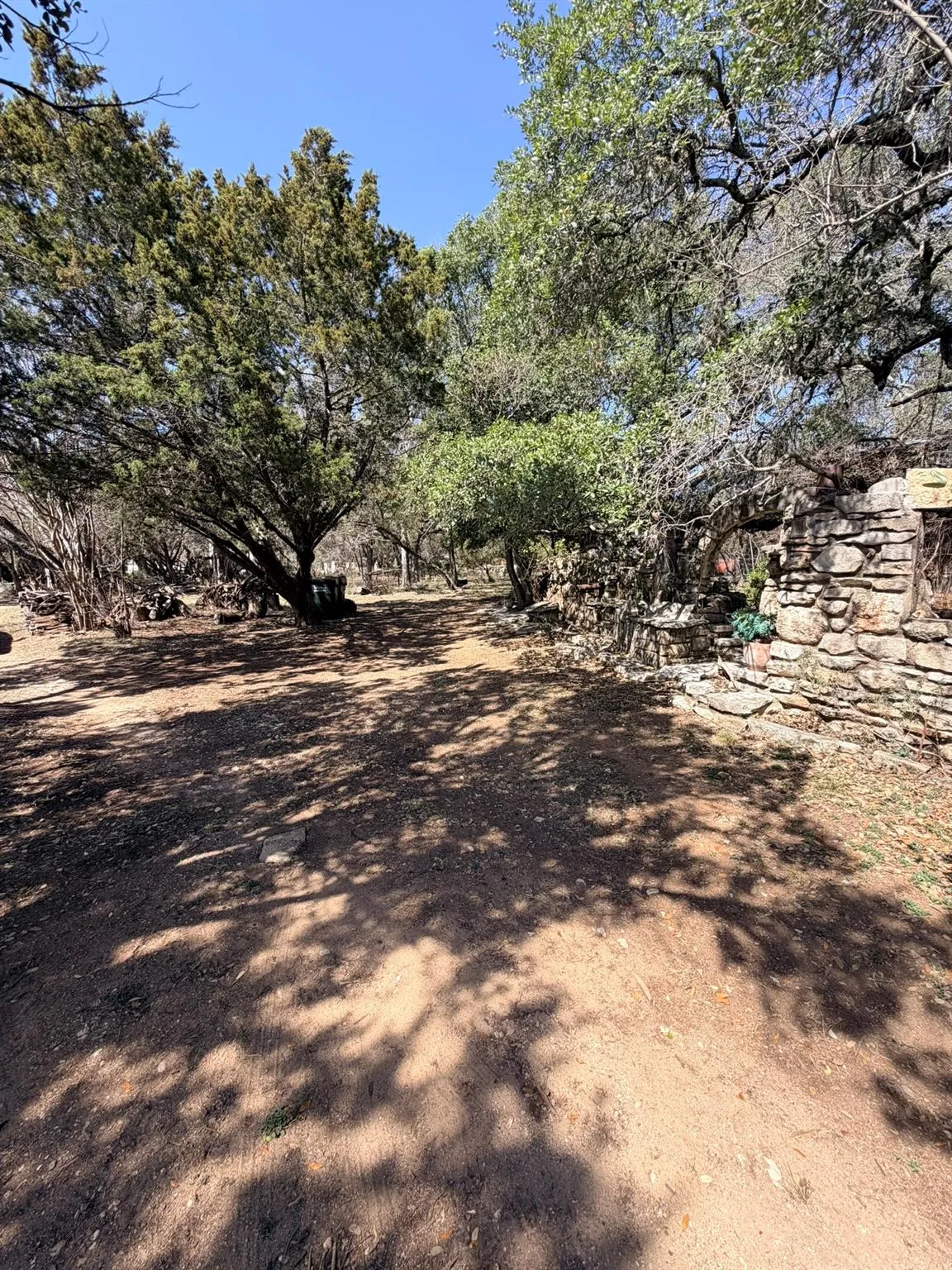 Photo 4 of 207 HUB DR