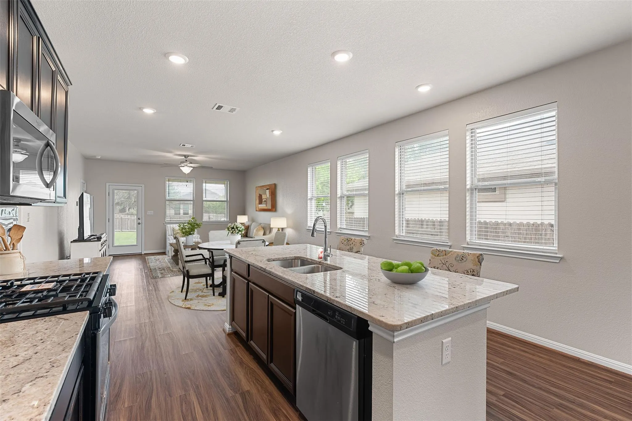 Photo 3 of 120 TUCANA ST