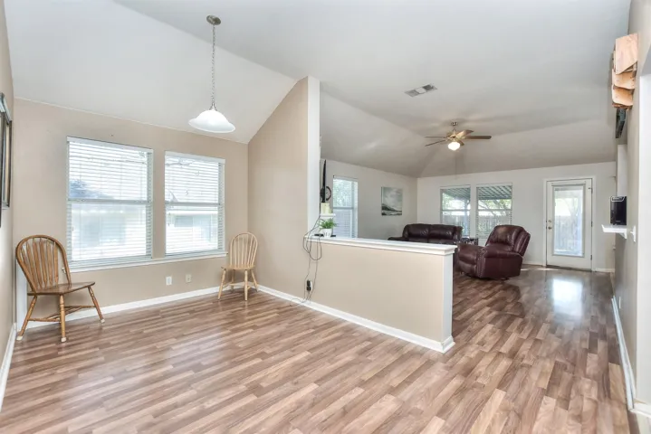 Open "formal" dining area offers flexibility for a number of uses!