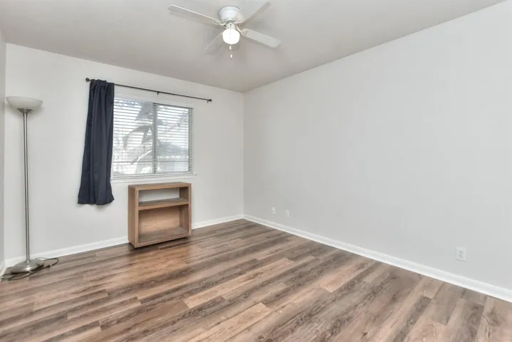 Large secondary bedroom #3