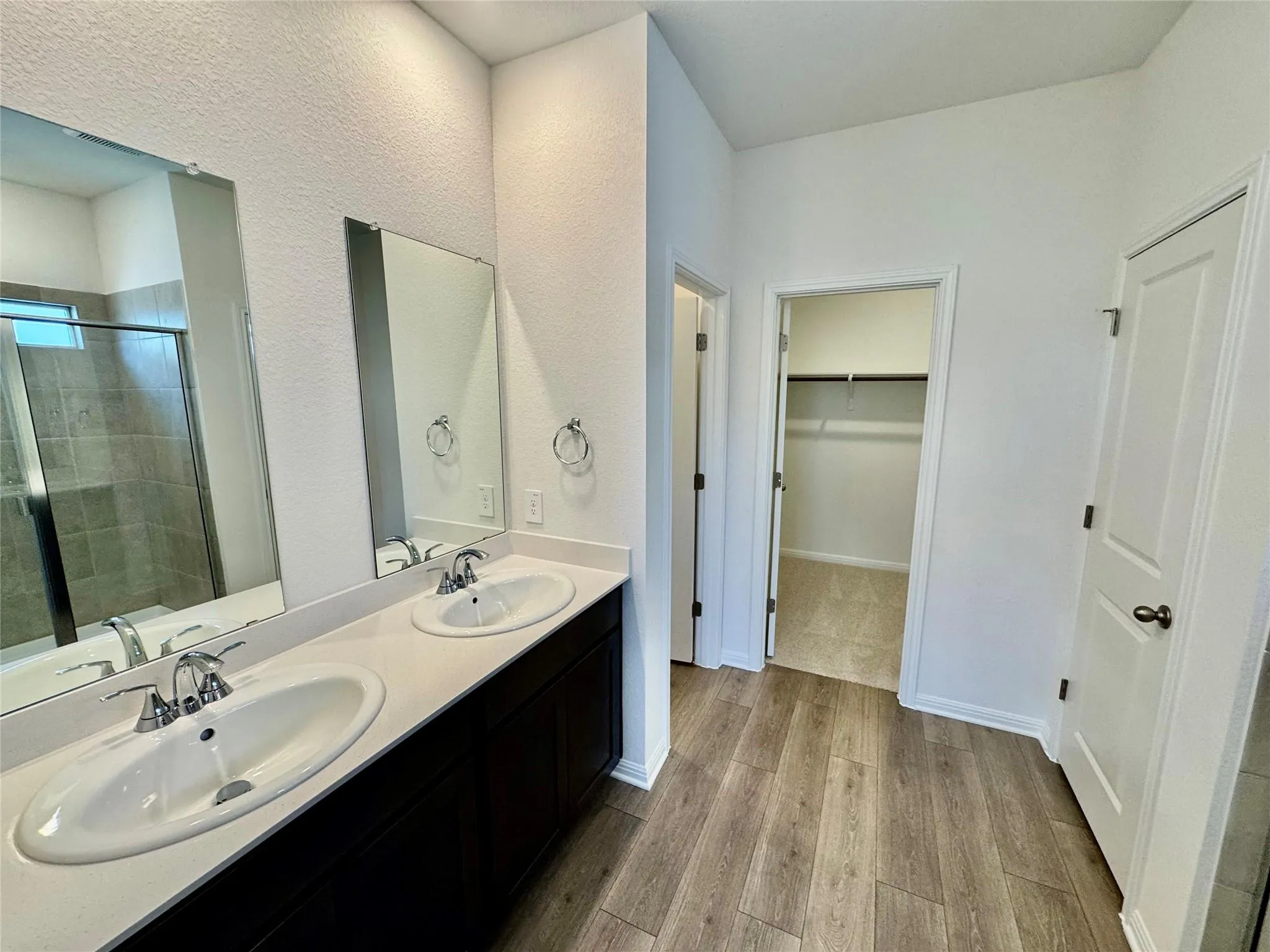 Photo 4 of 12512 SAINT THOMAS DR