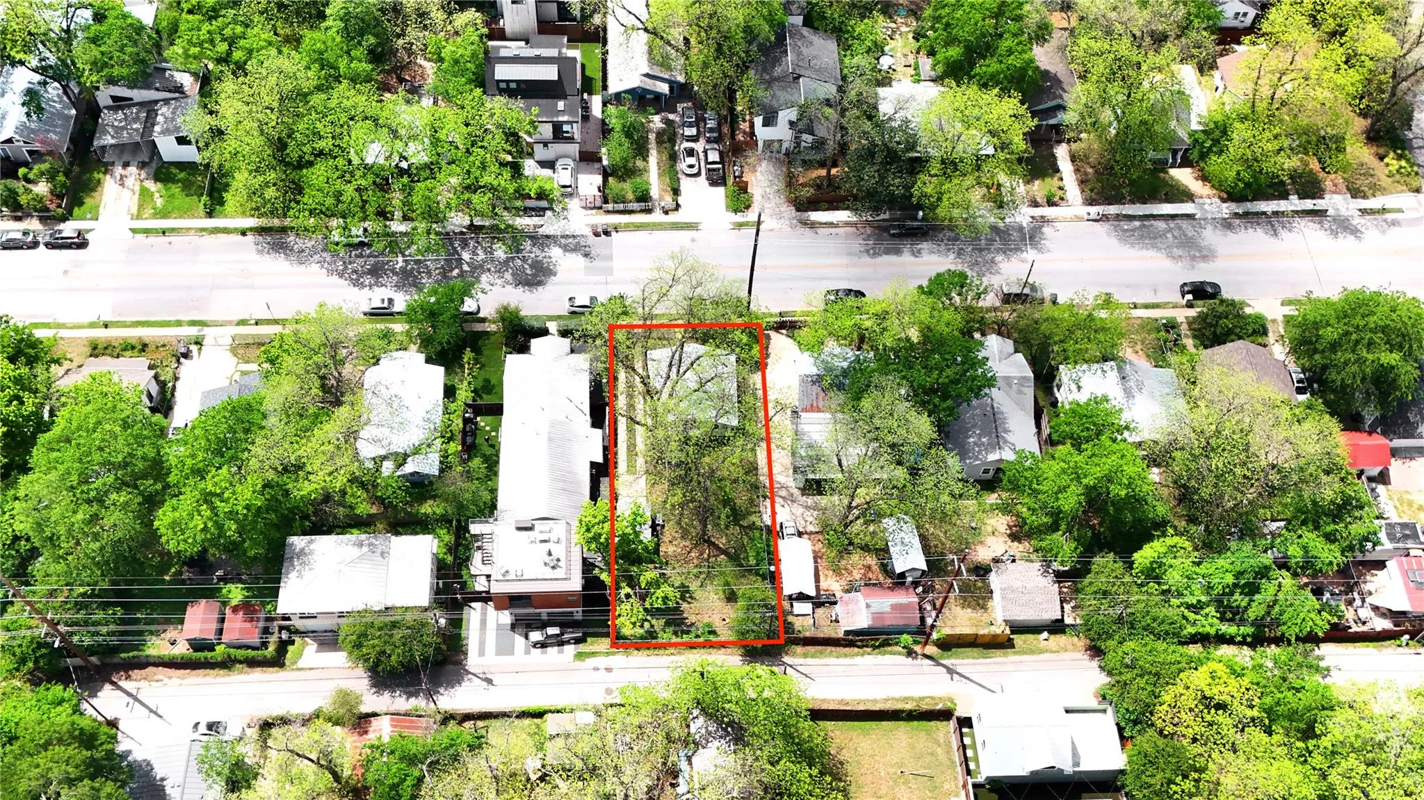 Photo 4 of 1710 HOLLY ST