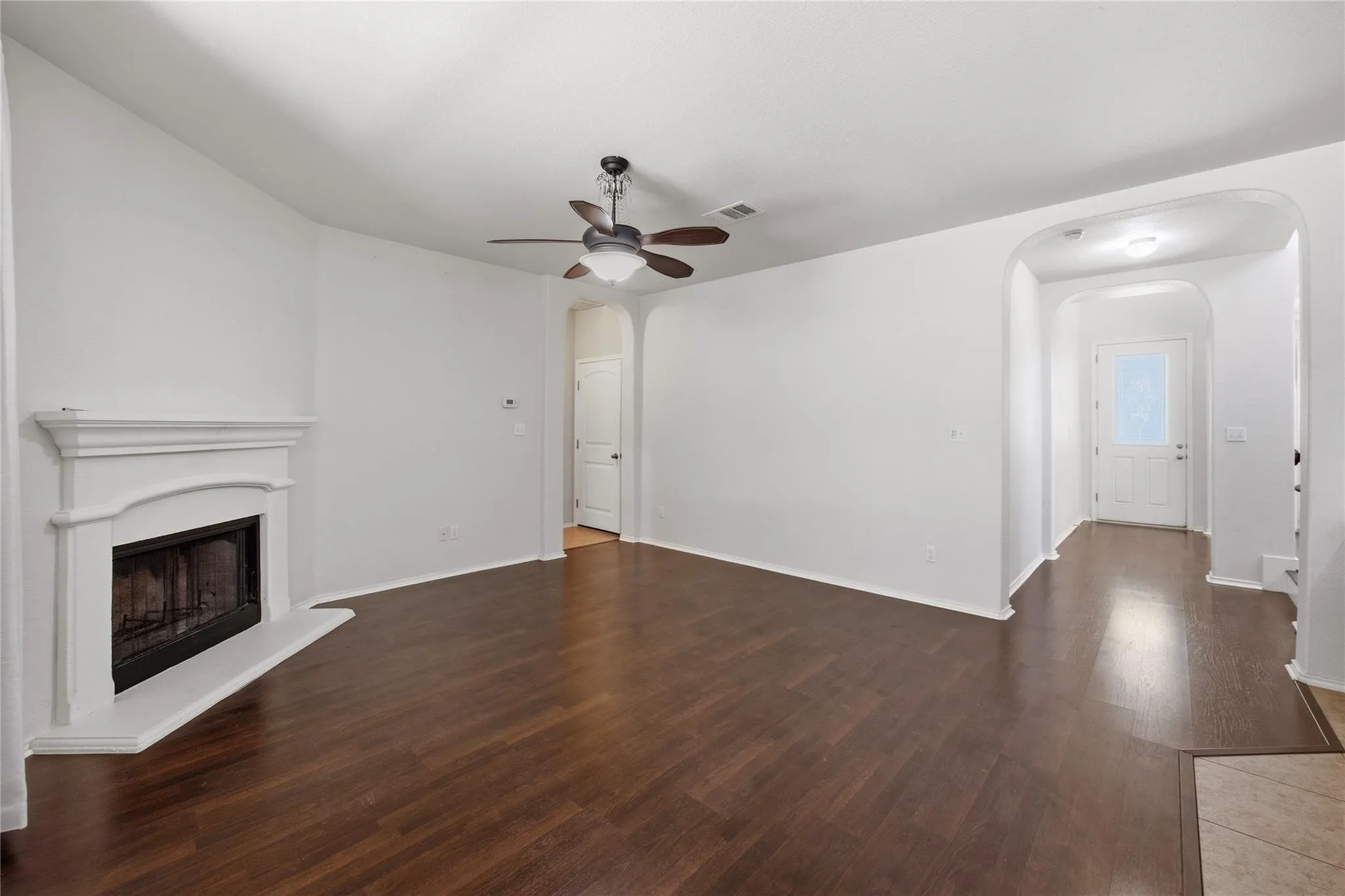 Photo 4 of 23 STONE TERRACE DR