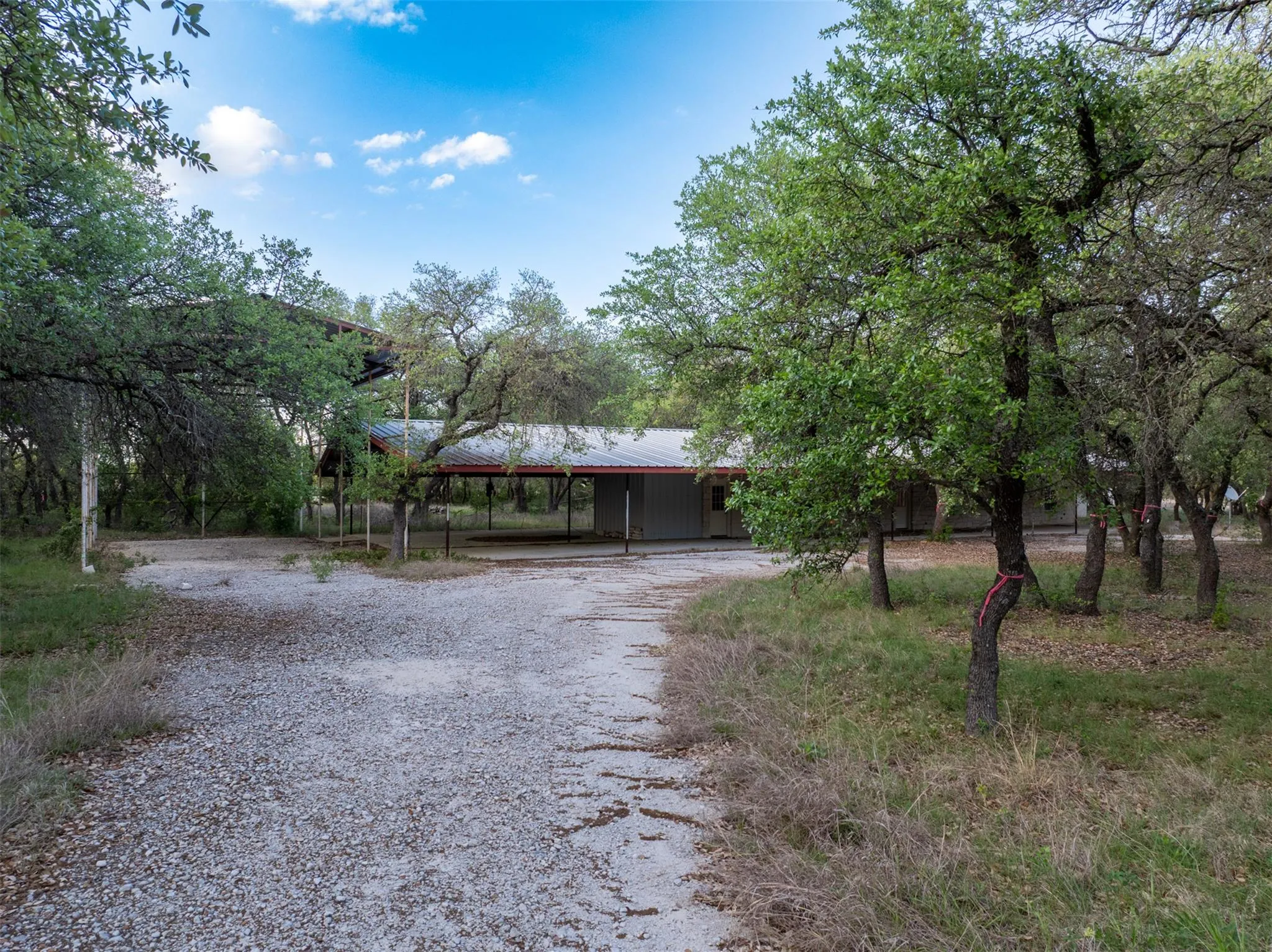 Photo 5 of 1050 OAK GROVE RD