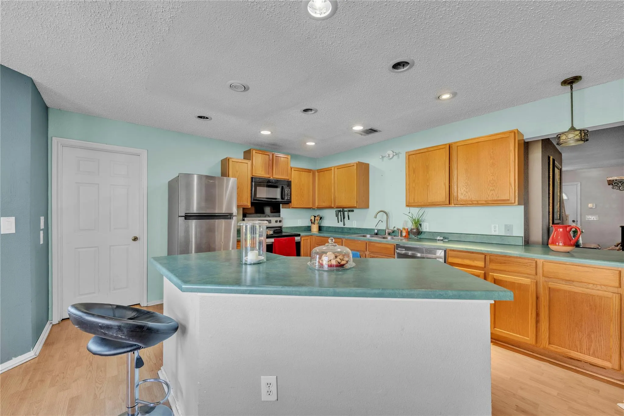 Photo 5 of 711 PALITINE LN