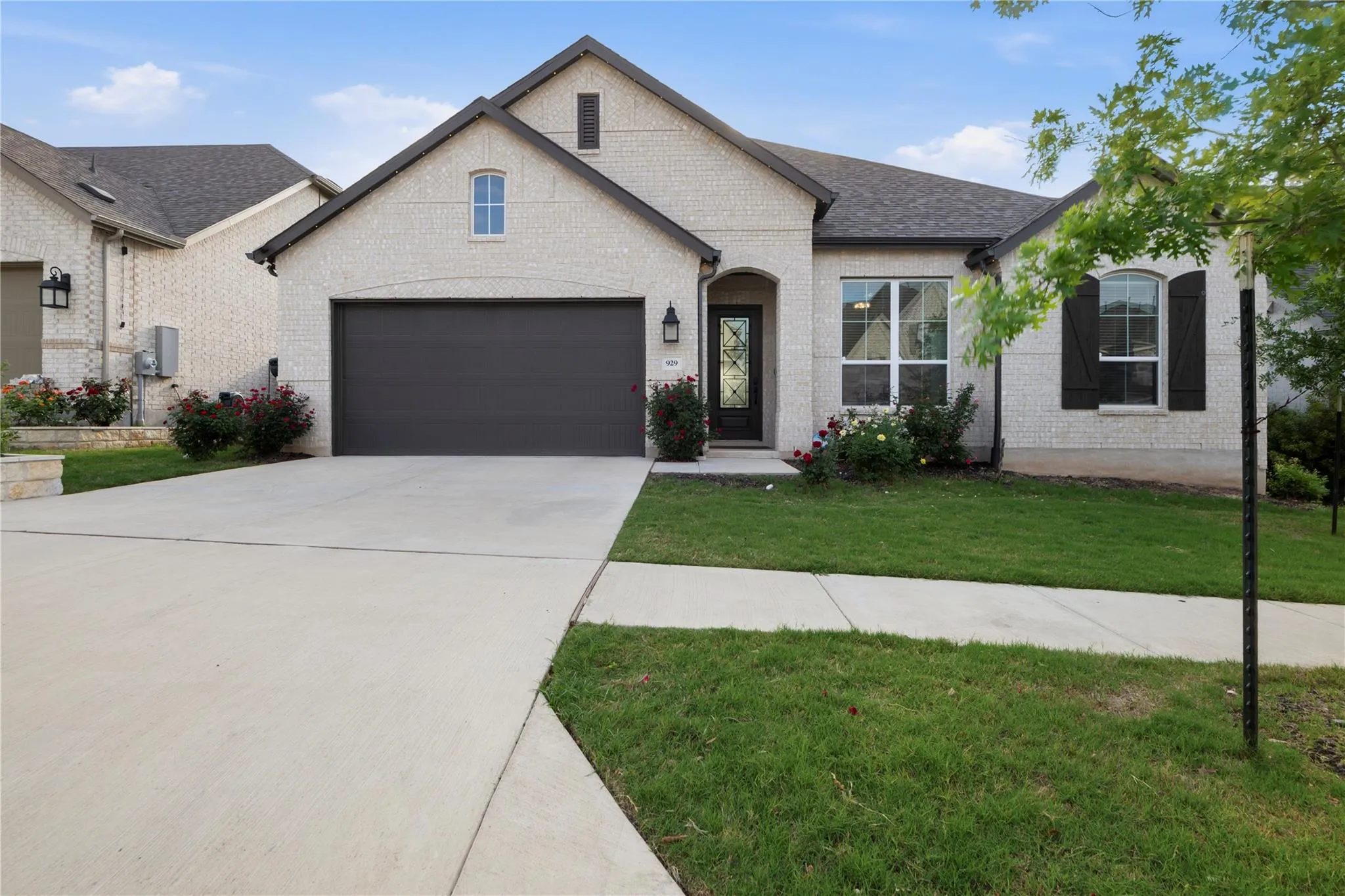 Photo of 929 MOLLIE MCBRIDE LN, Leander, TX, 78641