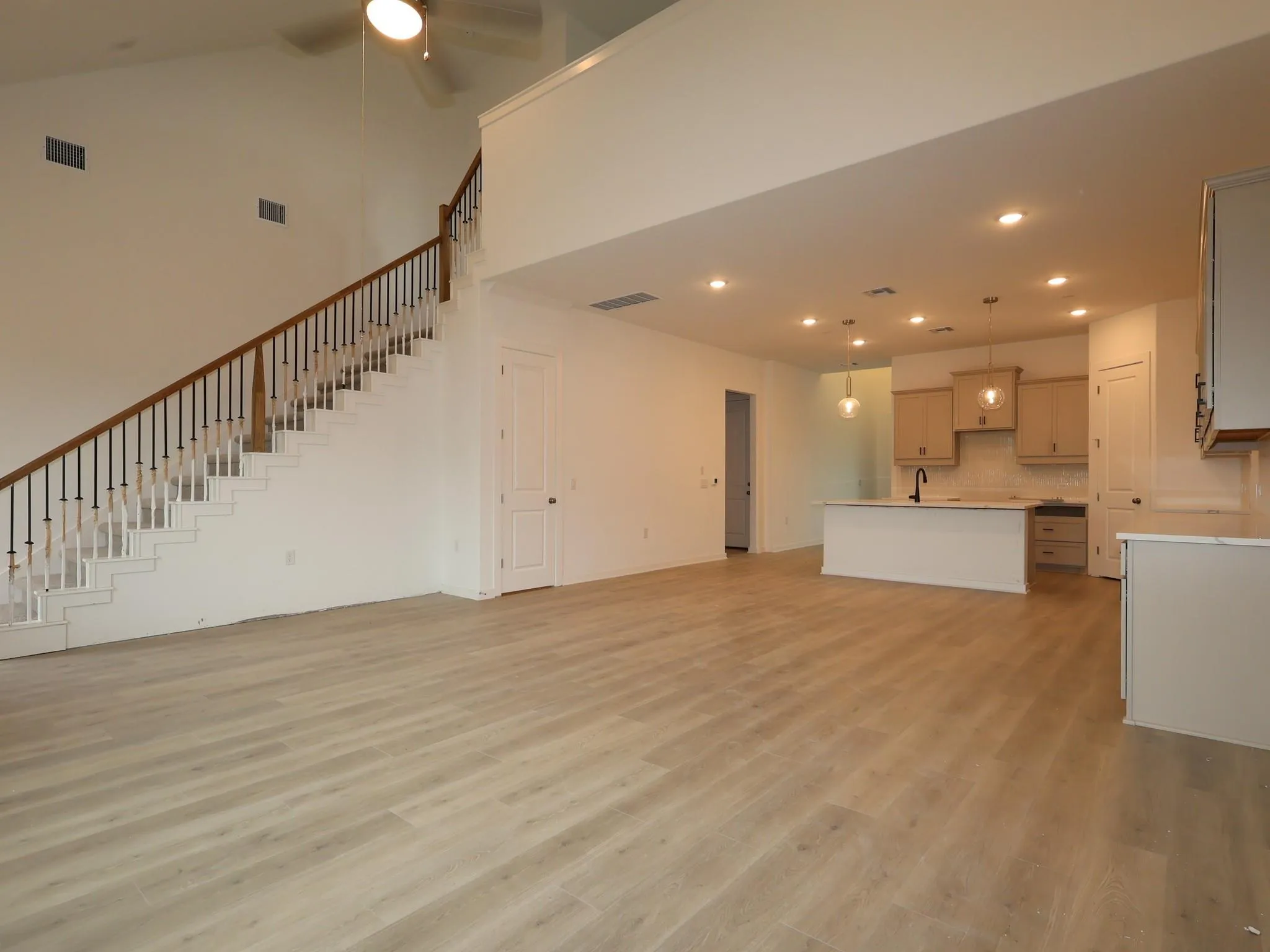 Photo 2 of 261 CALLAHAN LOOP