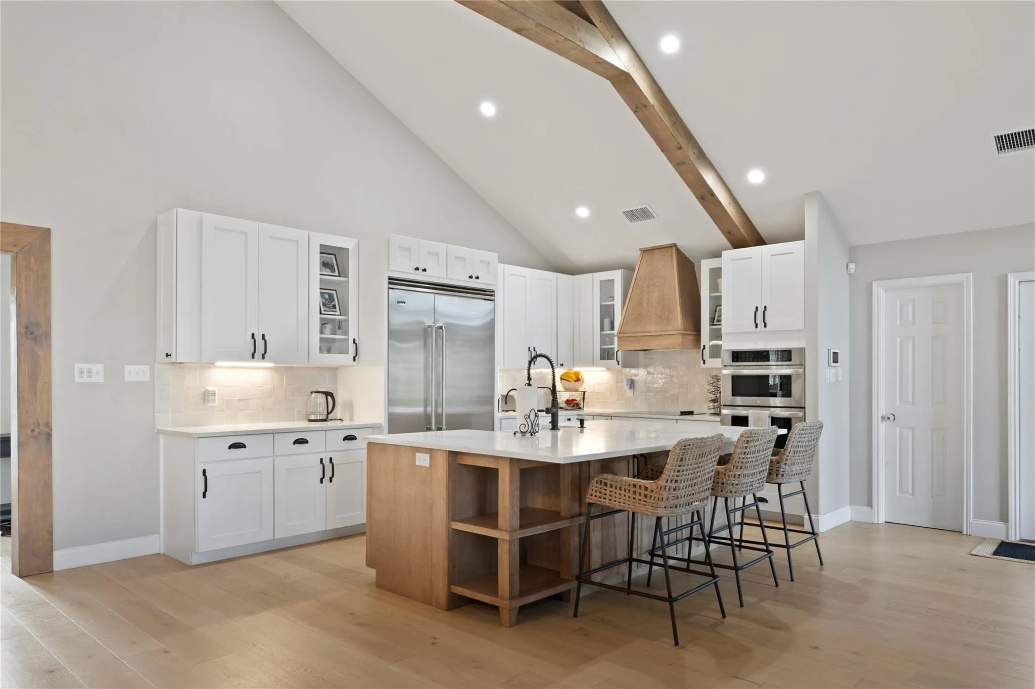 Photo of 294 HIDDEN CREEK DR, Dripping Springs, TX, 78620