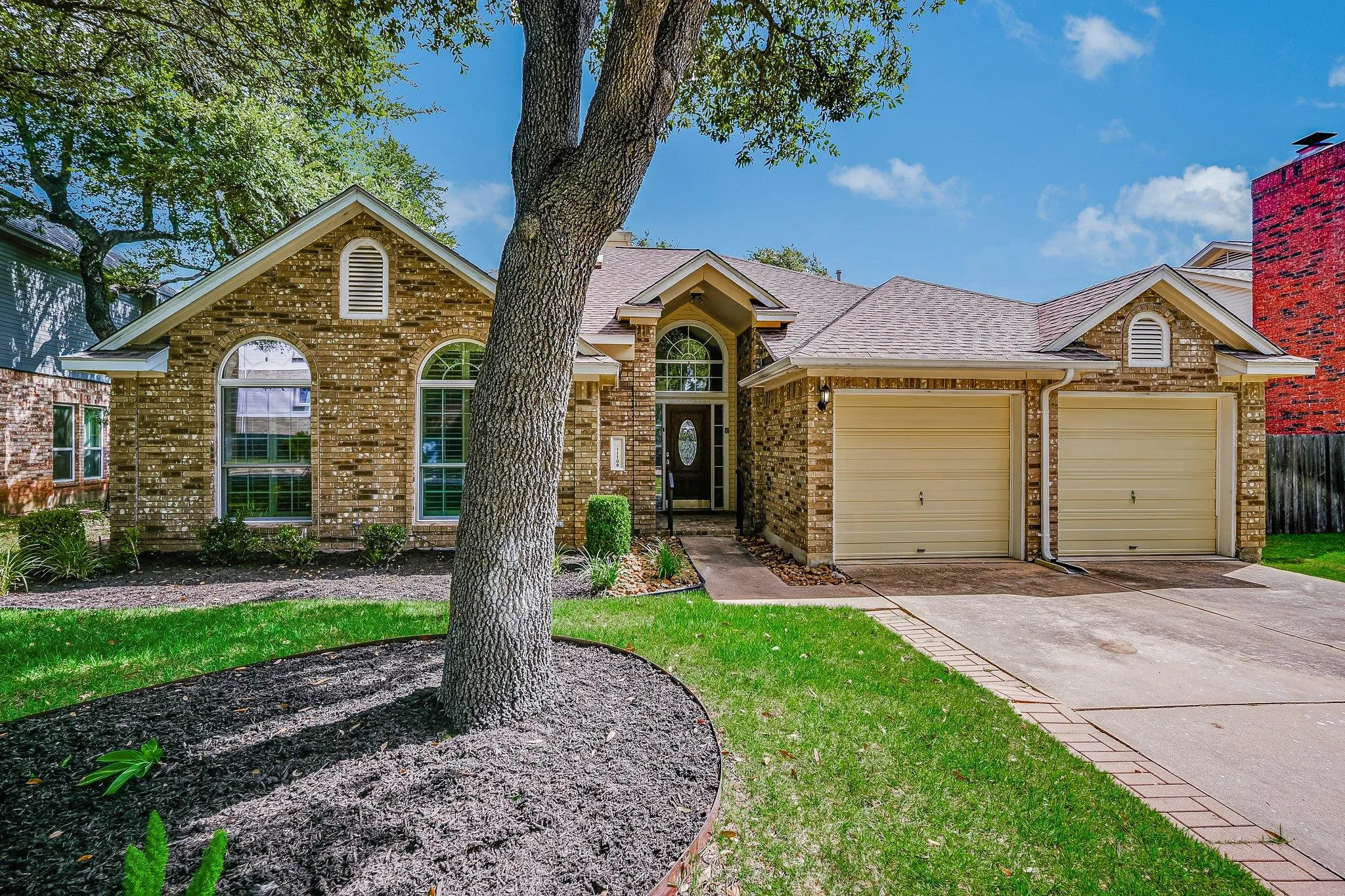Photo of 11108 CROSSLAND DR, Austin, TX, 78726
