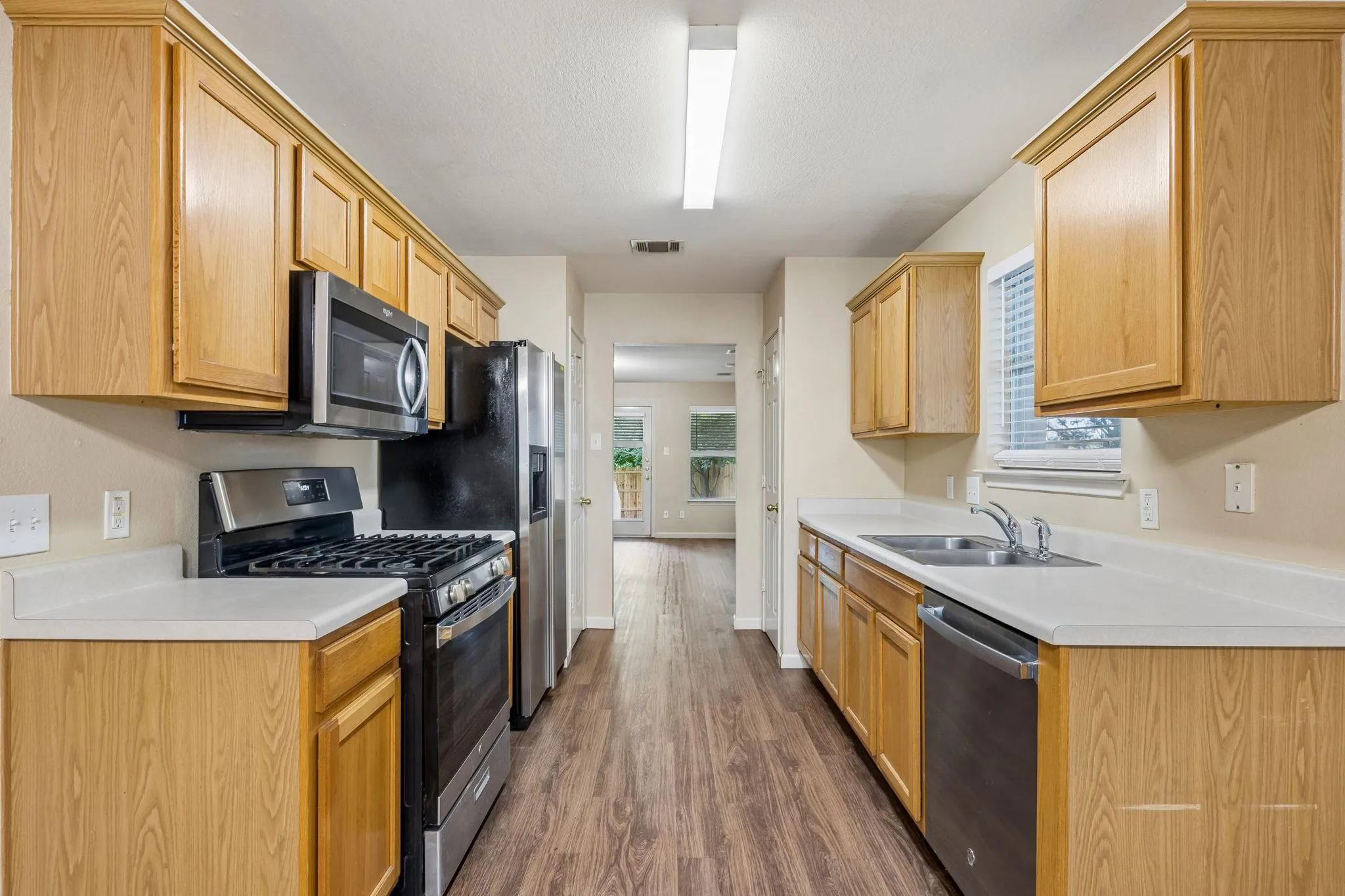 Photo 5 of 1519 MISS ALLISONS WAY