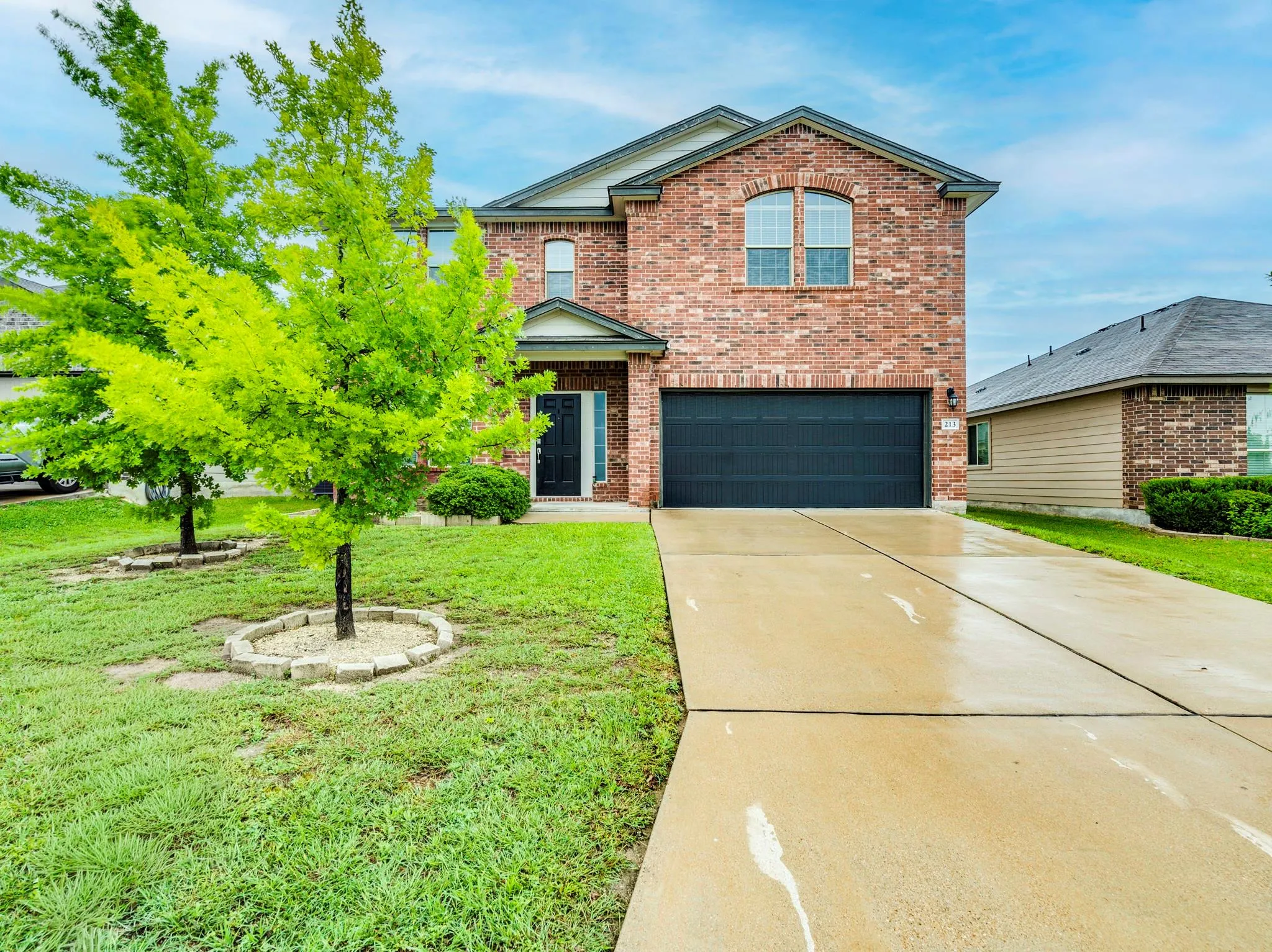 Photo of 213 AMMONITE LN, Jarrell, TX, 76537