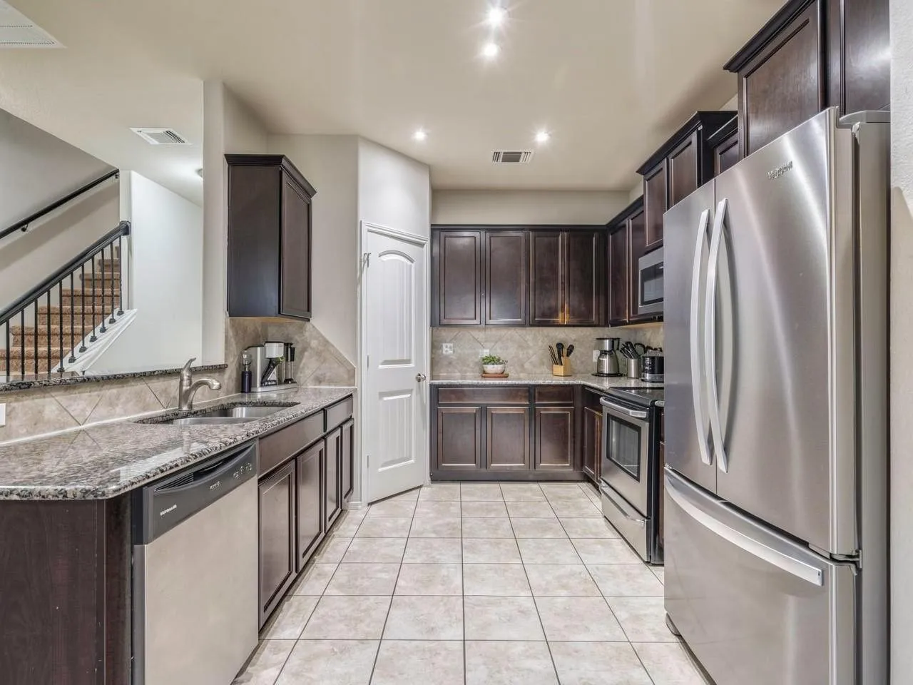 Photo 3 of 213 AMMONITE LN