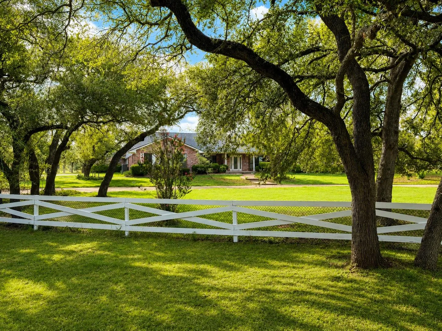 Photo of 1501 WOODS LOOP, Driftwood, TX, 78619