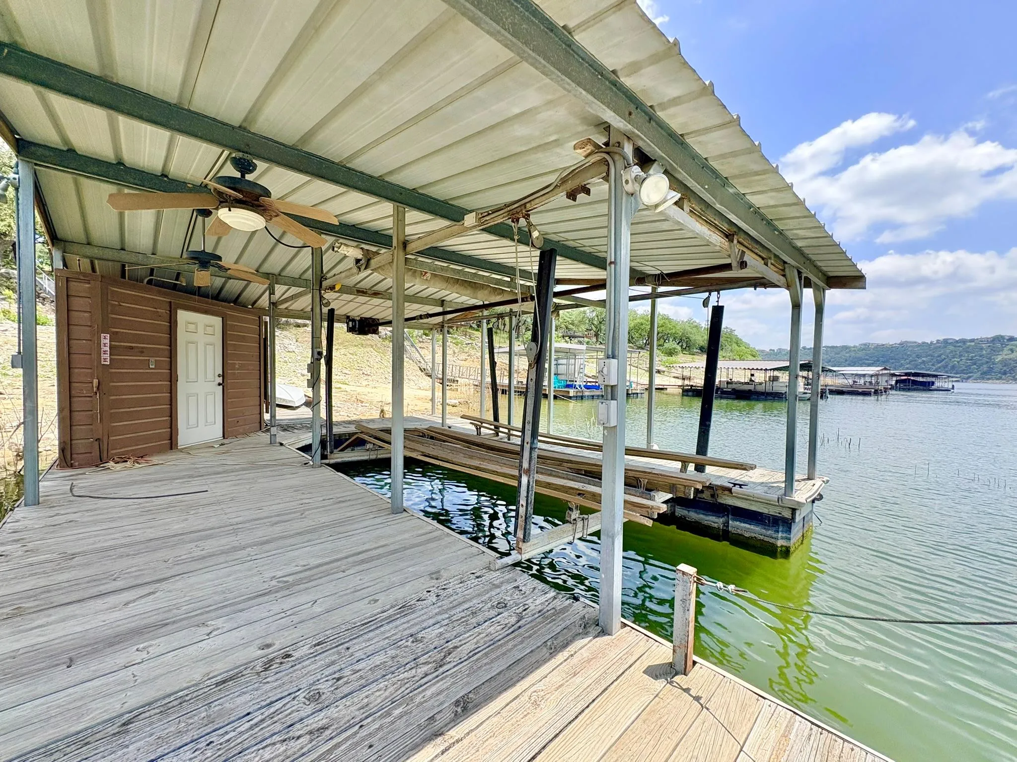 Photo 4 of 1115 EDGEWATER DR