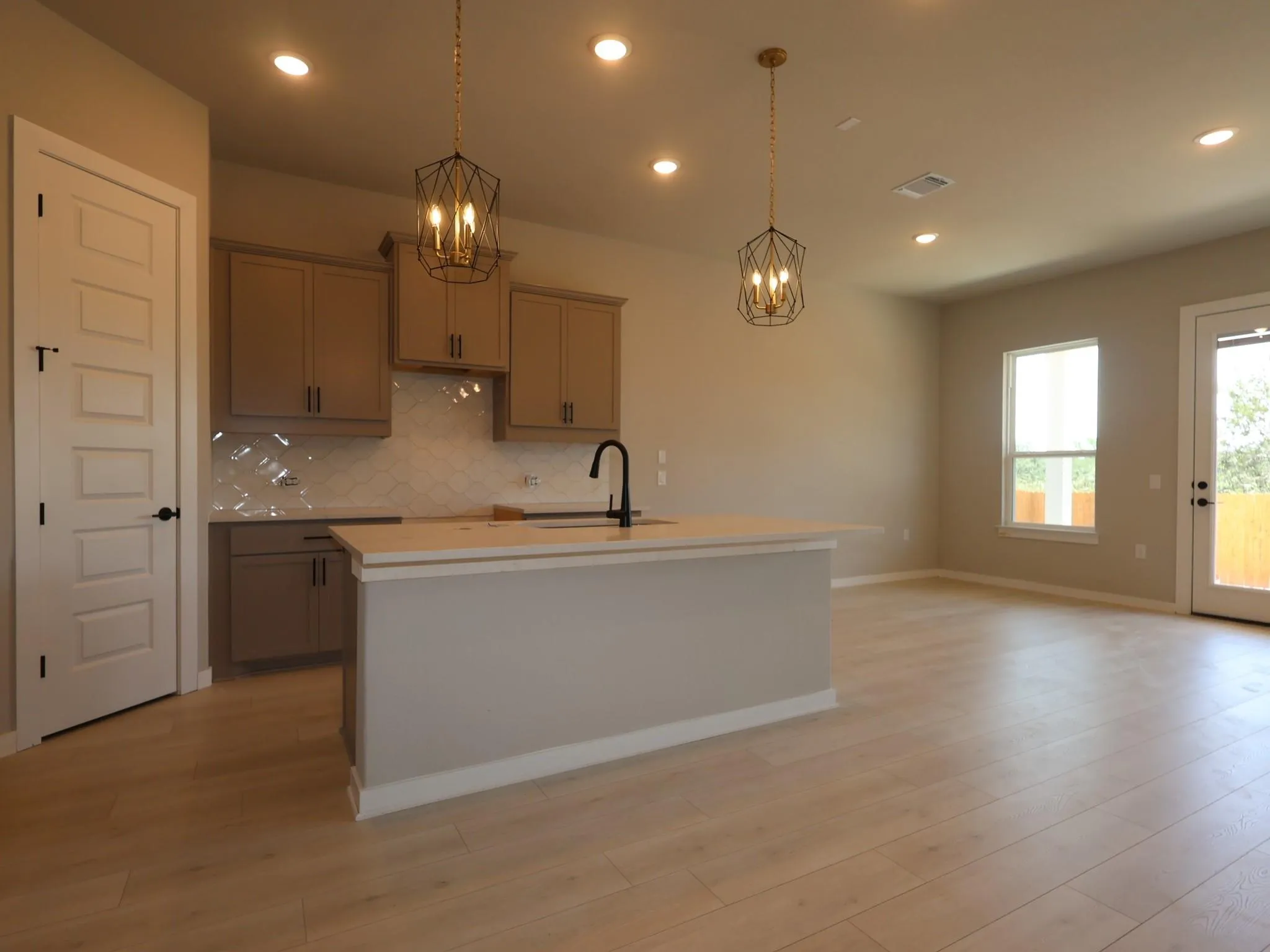 Photo 2 of 275 CALLAHAN LOOP