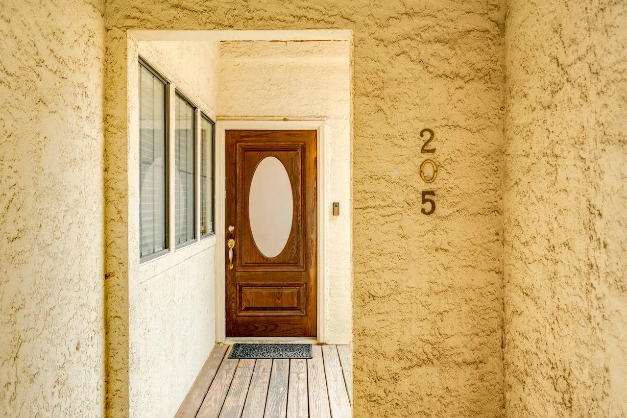 Photo 4 of 3001 CEDAR ST #A-205
