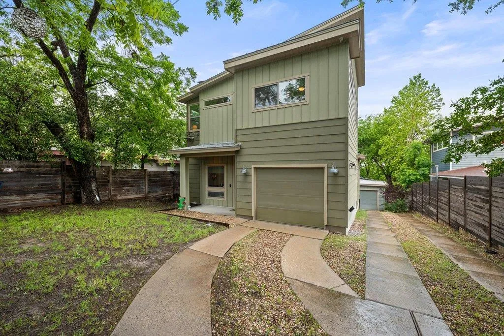 Photo 3 of 1131 POQUITO ST #A