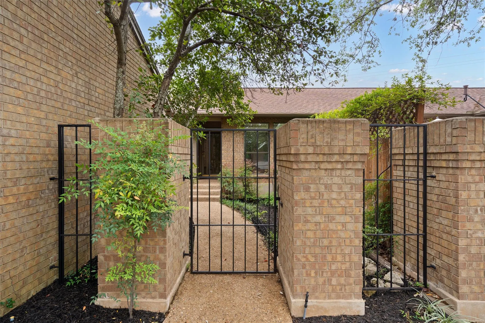 Photo of 5724 N SCOUT ISLAND CIR, Austin, TX, 78731