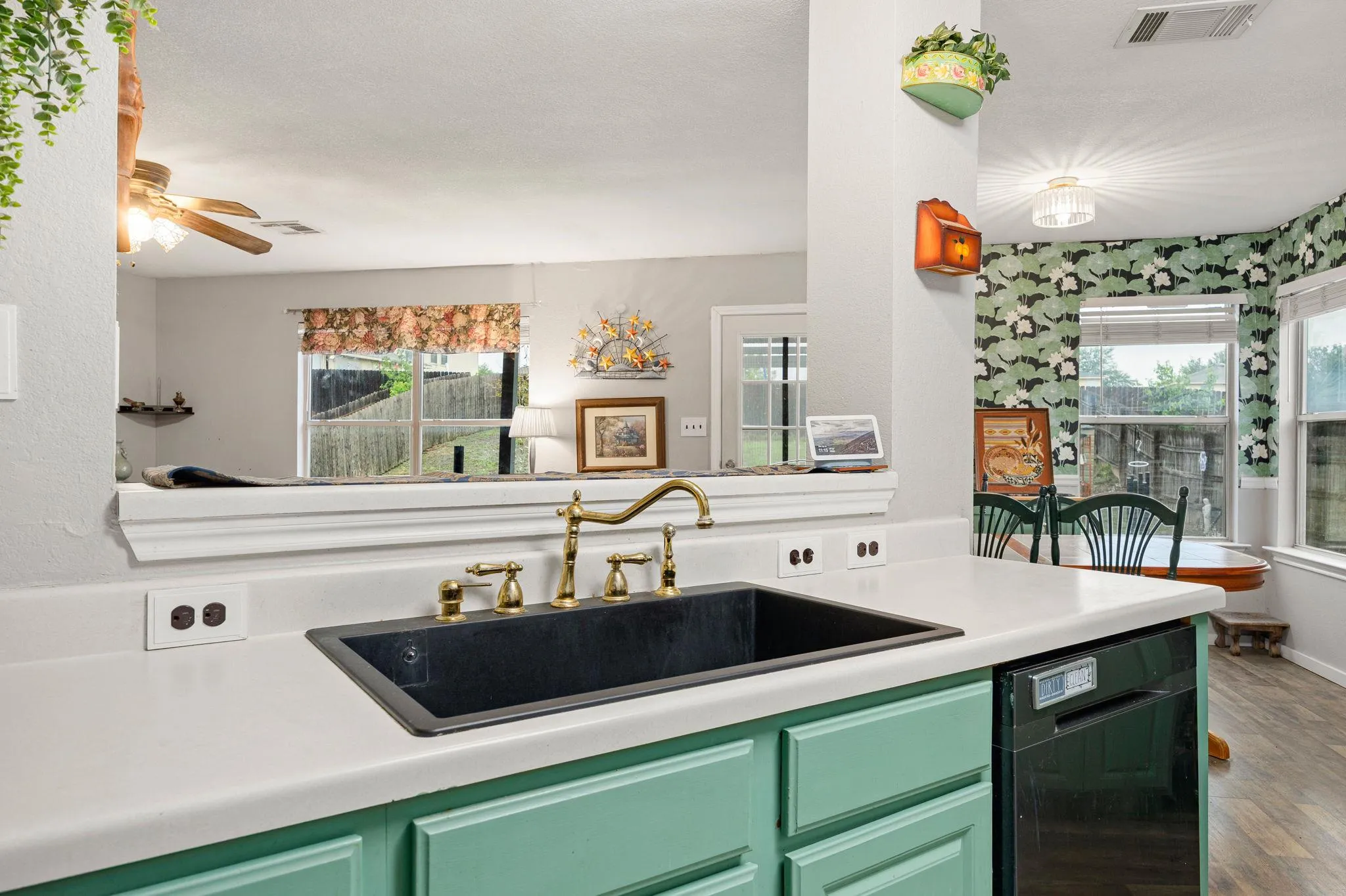 Photo 5 of 137 SAWGRASS CIR