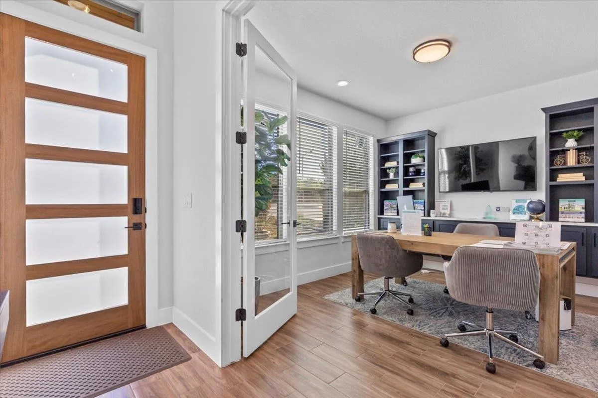 Photo 4 of 9516 PETRICHOR BLVD