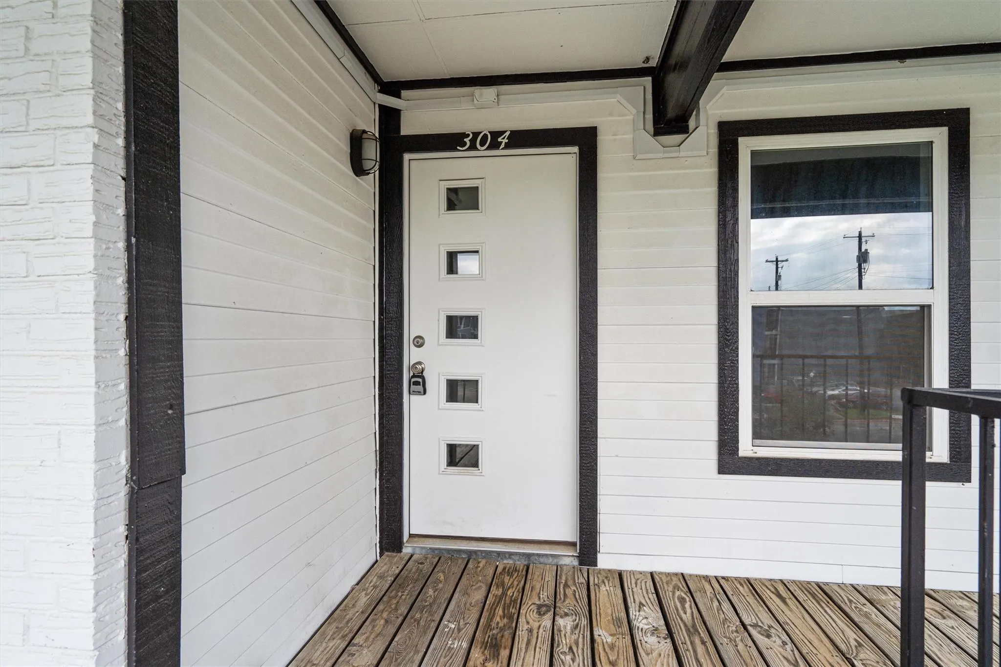 Photo 5 of 6409 BURNS ST #304