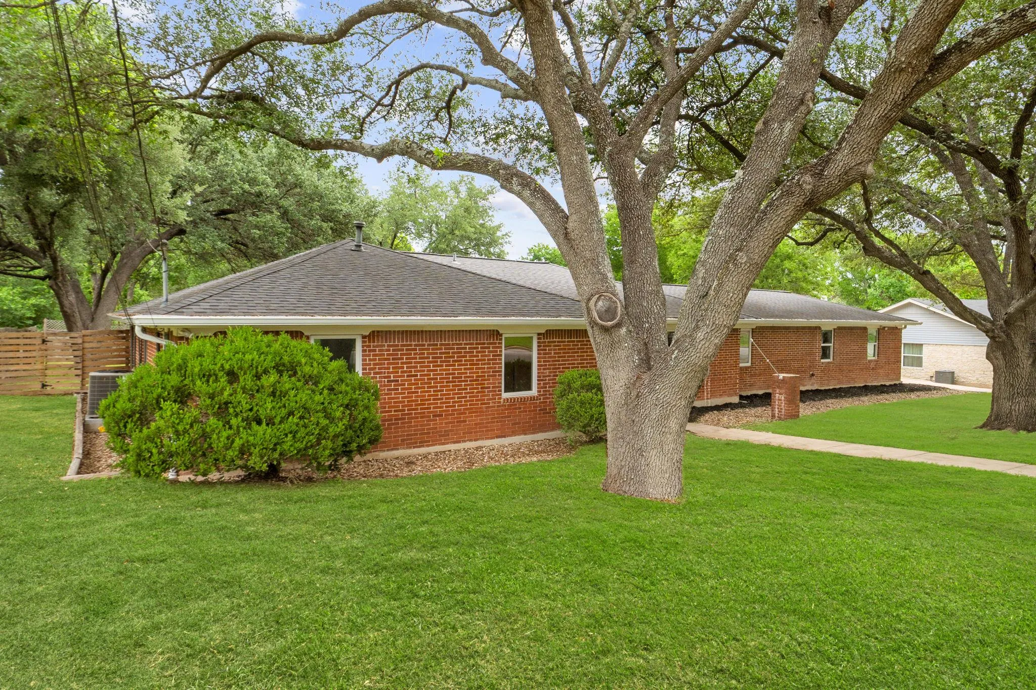 Photo 5 of 3604 CARLA DR