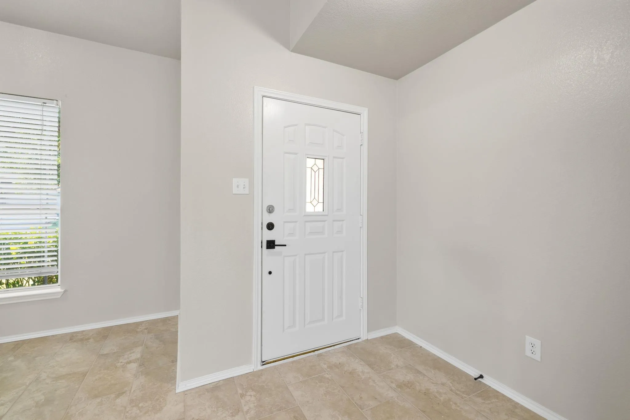 Photo 5 of 124 STEVEN ST