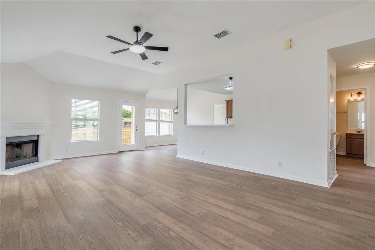 Photo of 201 ELMER CV, Kyle, TX, 78640