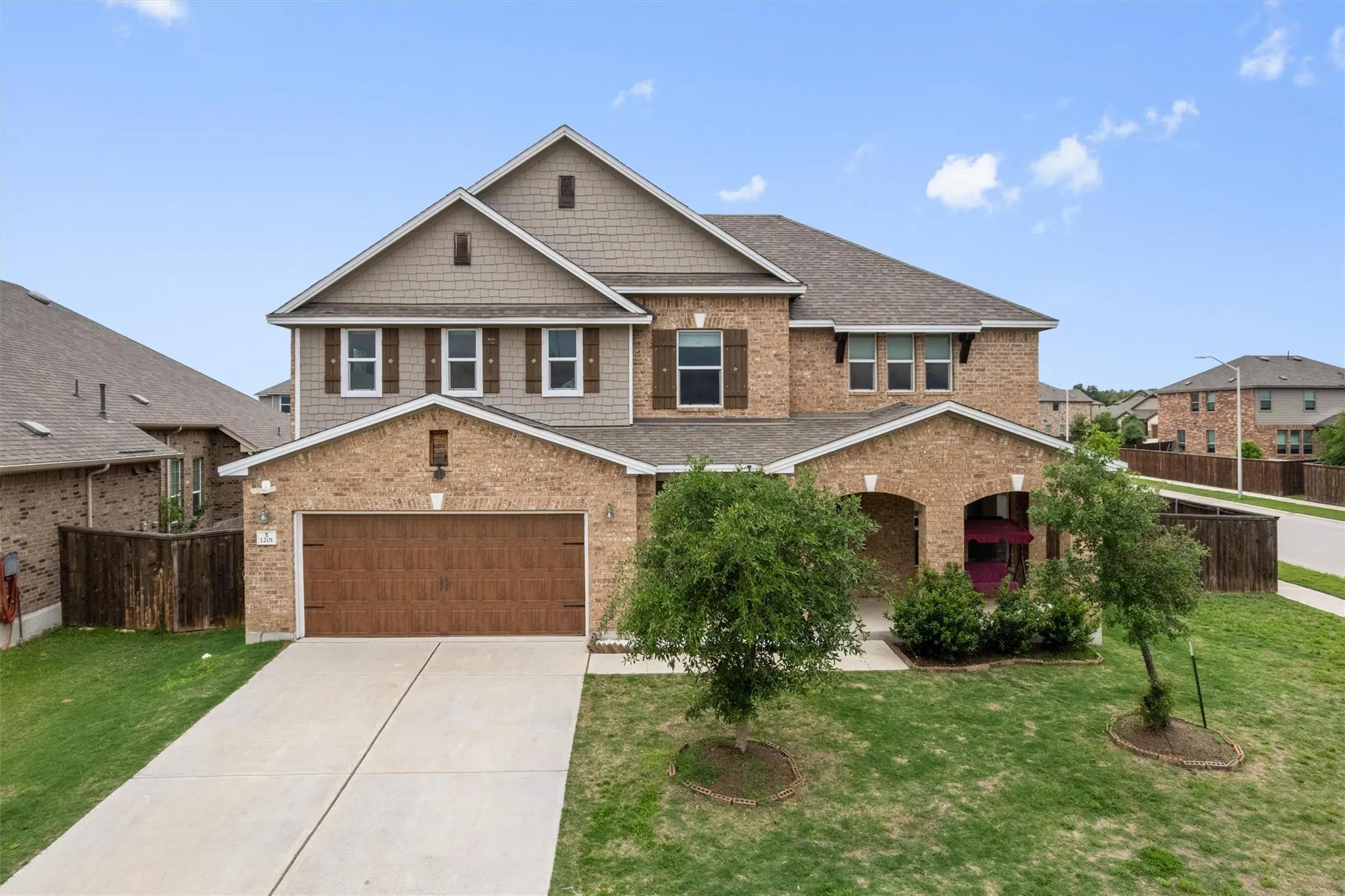 Photo 2 of 1201 EULESS LN