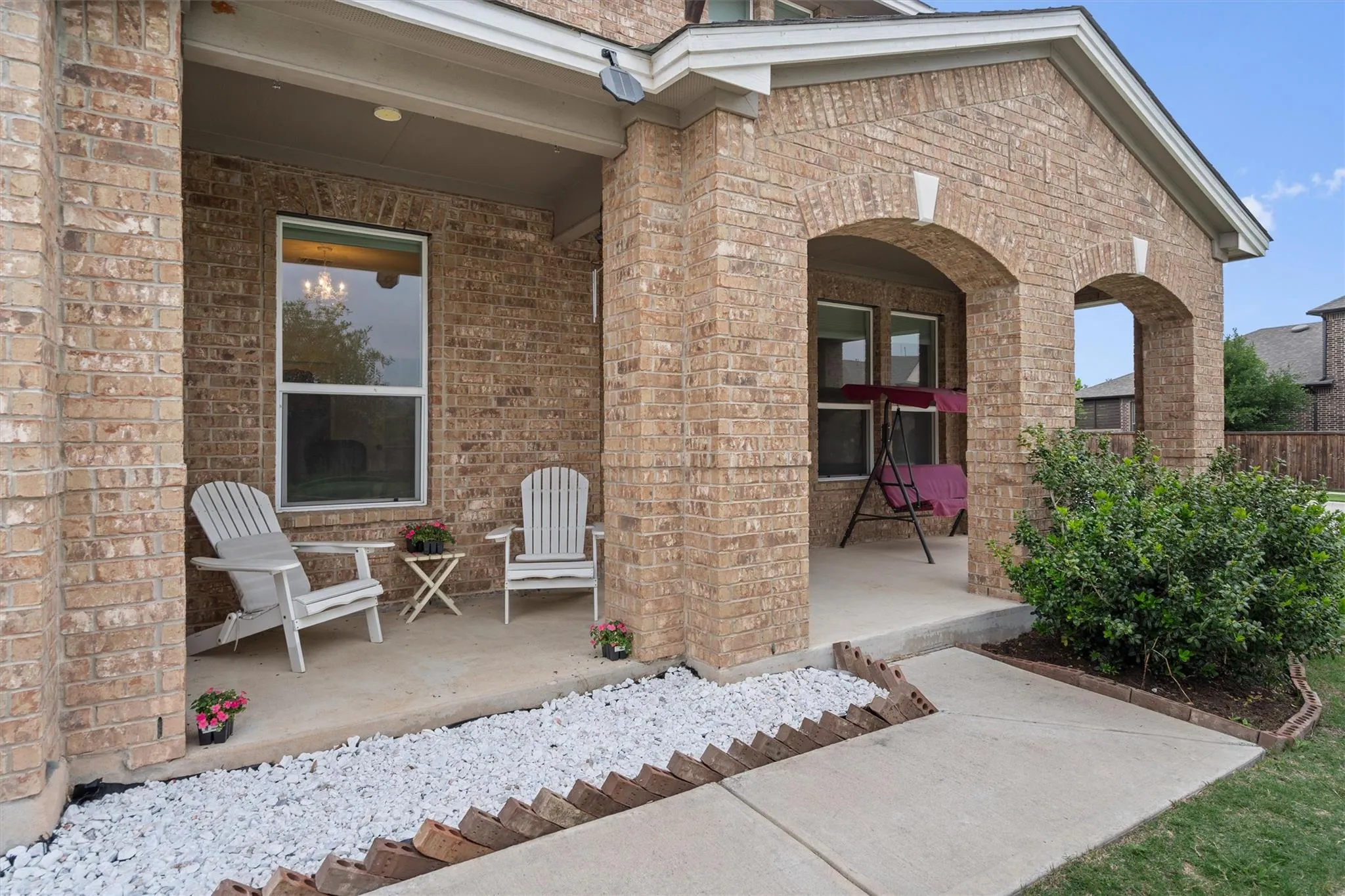 Photo 4 of 1201 EULESS LN