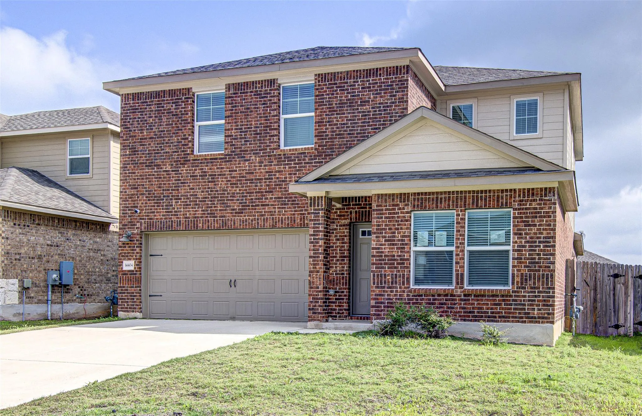 Photo 2 of 14404 CASTLEFORD DR