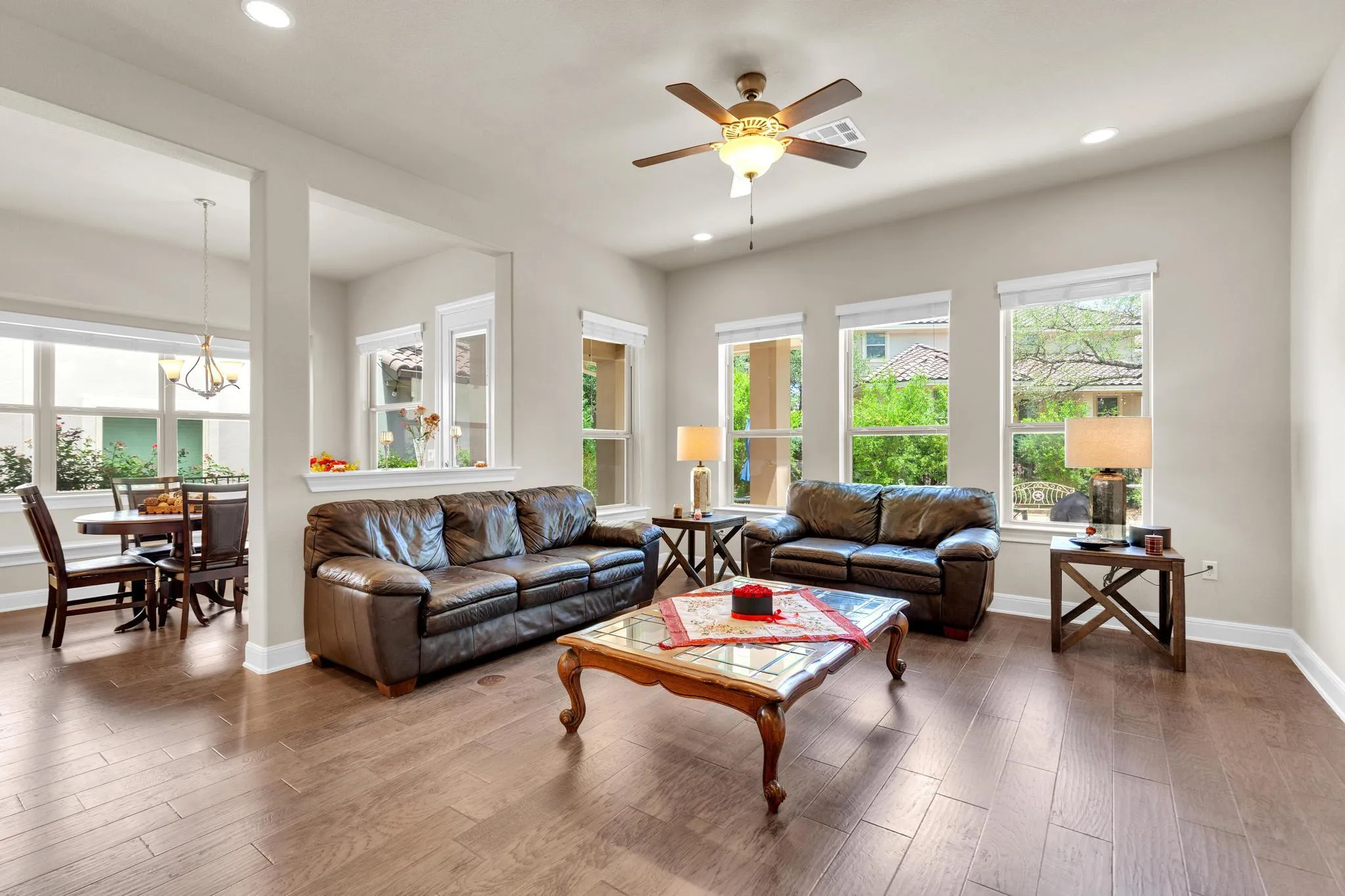 Photo 5 of 11904 VISCAYA WAY